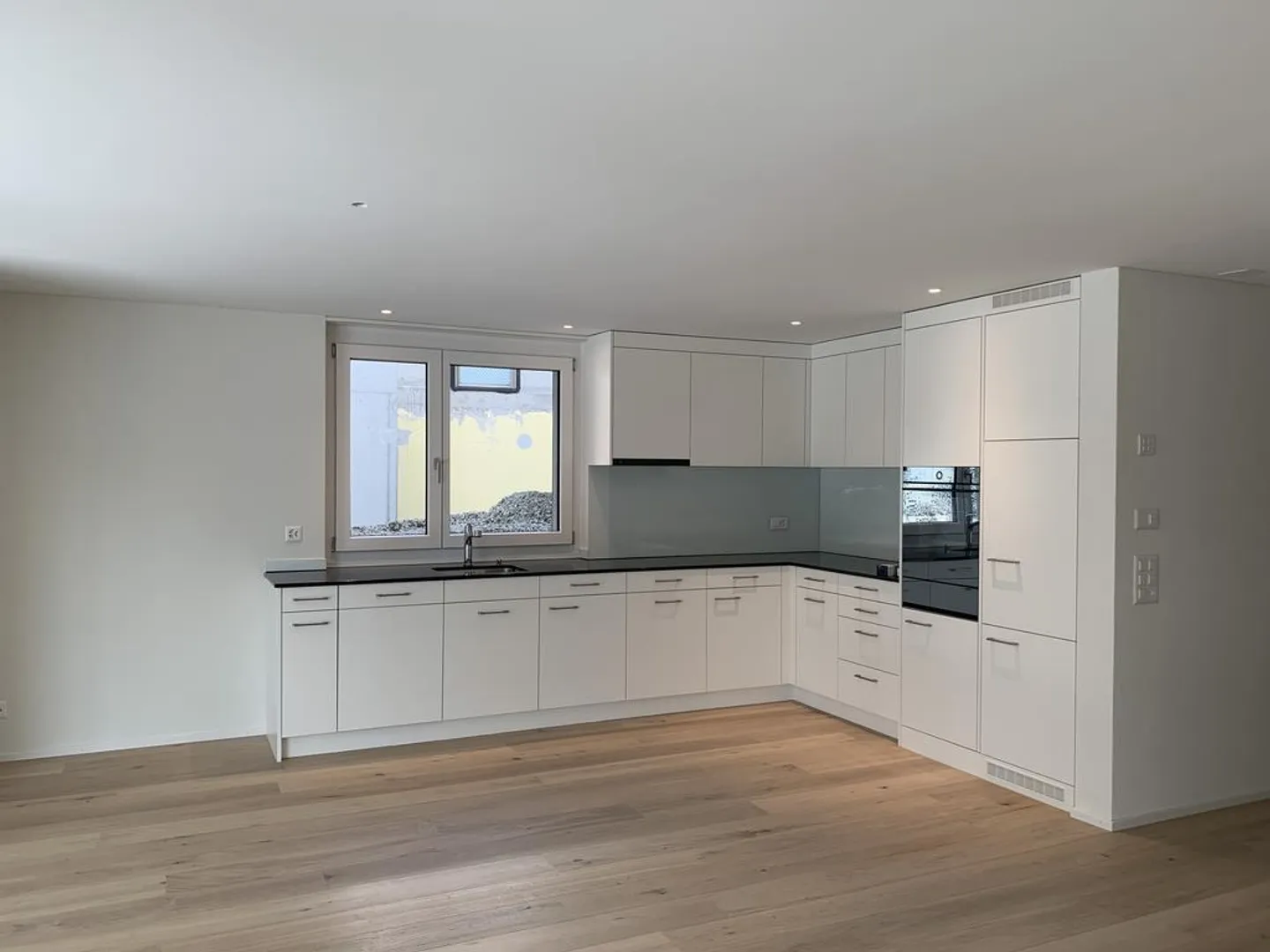 Appartamento vicino al centro in un'area residenziale tranquilla - Foto 3 di 9