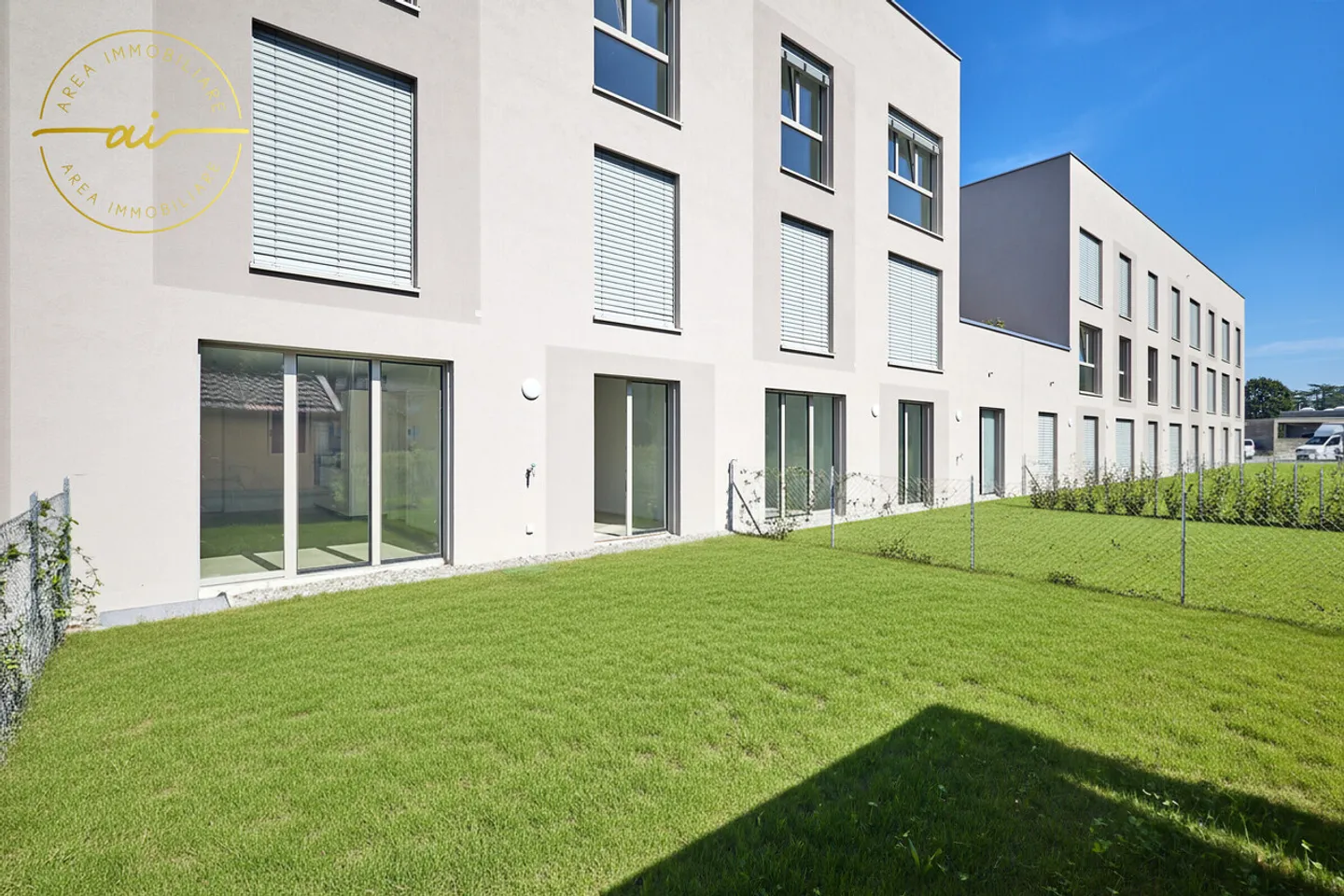 NEW 3.5-ROOM APARTMENTS FOR RENT IN BALERNA - Photo 1 of 10
