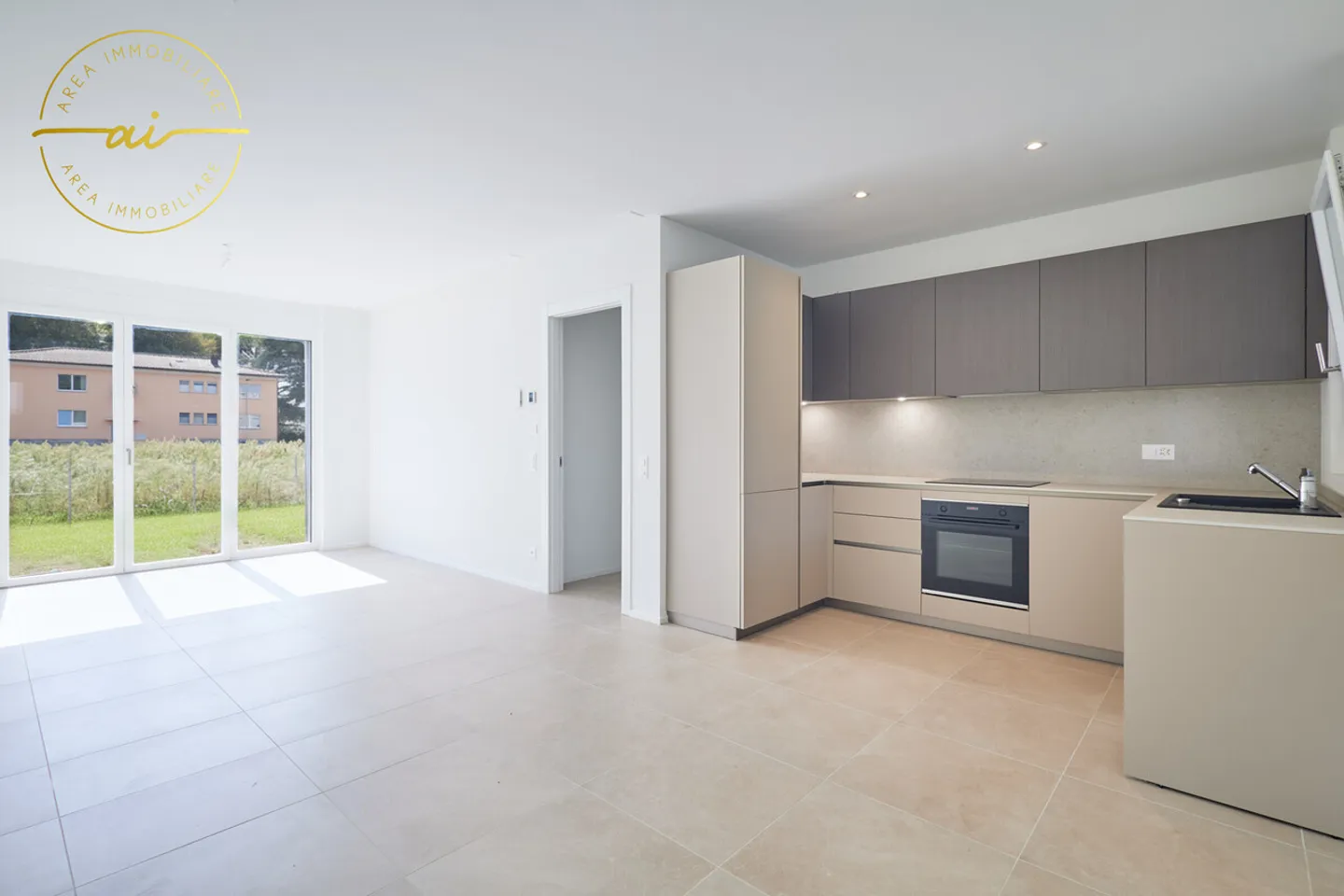NEW 3.5-ROOM APARTMENTS FOR RENT IN BALERNA - Photo 3 of 10
