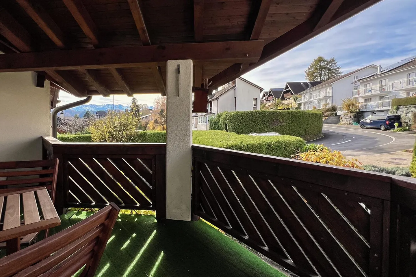 Schmuckstück: Doppel-Einfamilienhaus mit Gartenidylle in Adligenswil - Foto 13 von 27