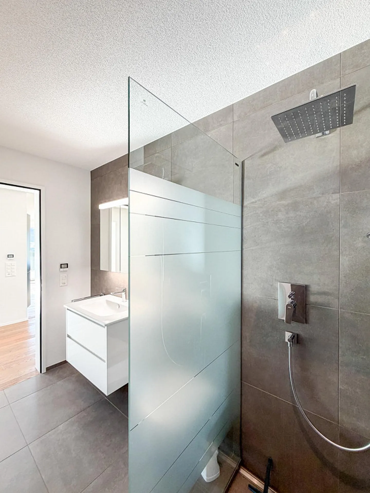 Penthouse apartment with panoramic view, Krauchthal - Photo 19 of 24