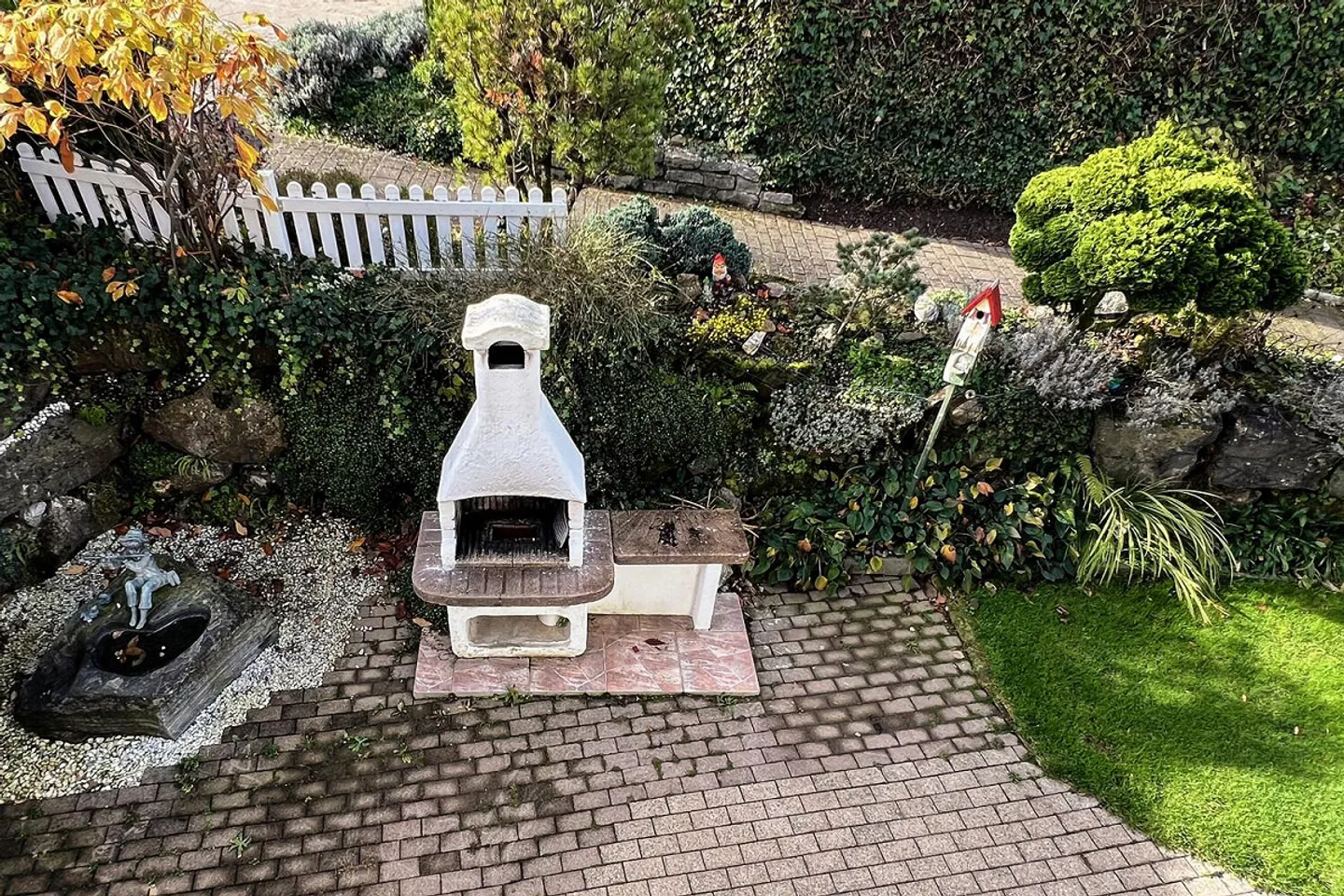 Schmuckstück: Doppel-Einfamilienhaus mit Gartenidylle in Adligenswil - Foto 18 von 27