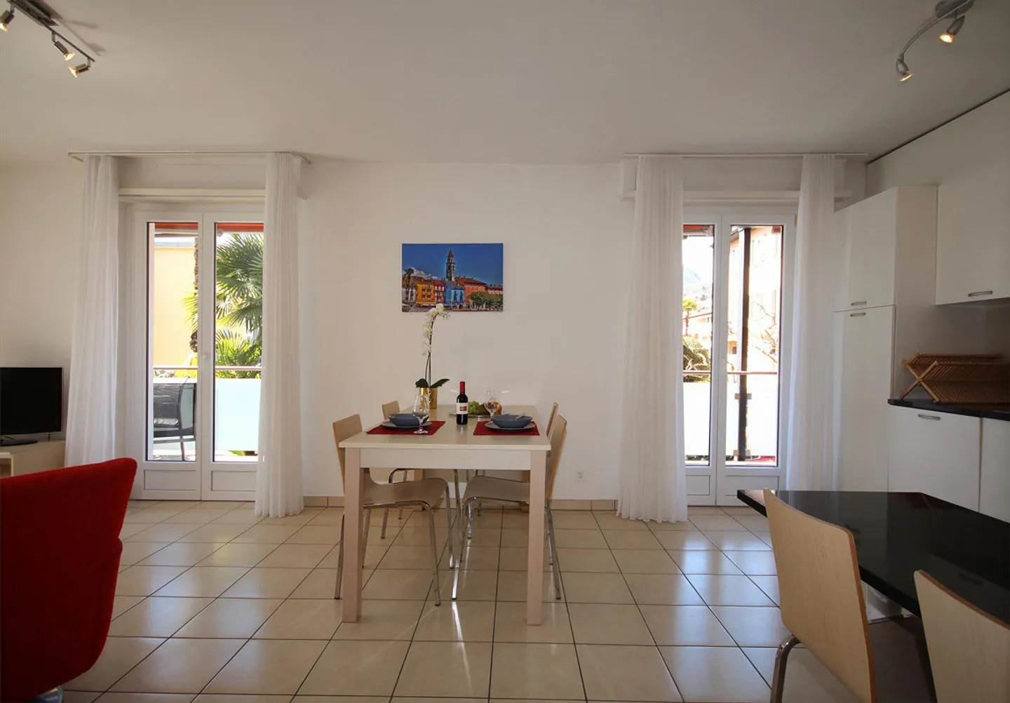 Appartement de 3,5 pièces avec grands balcons à Ascona - Photo 8 sur 16