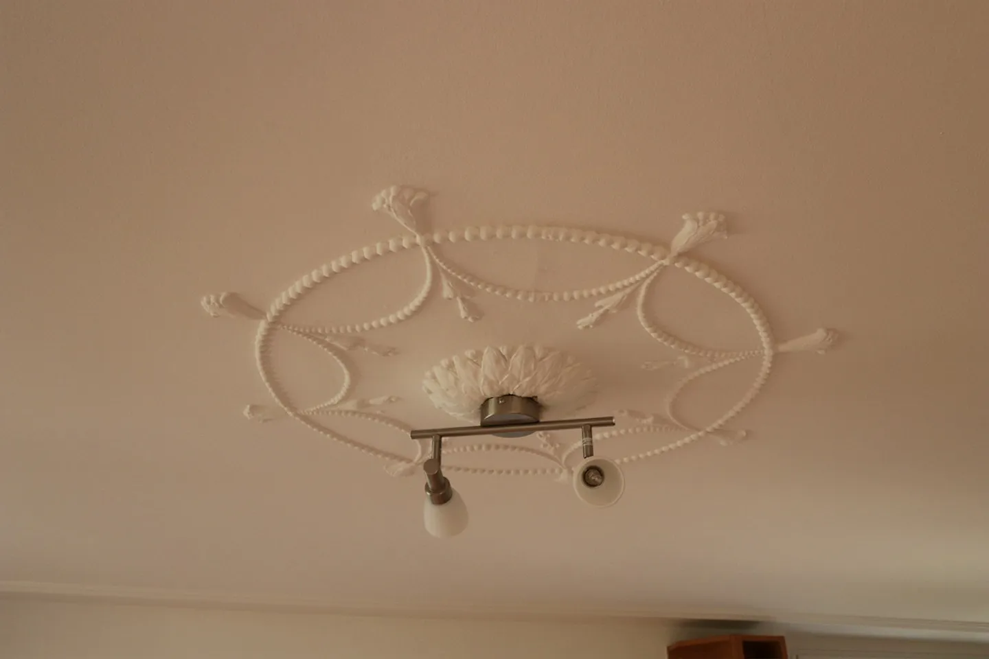 2.5 Room Apartment - Photo 3 of 9