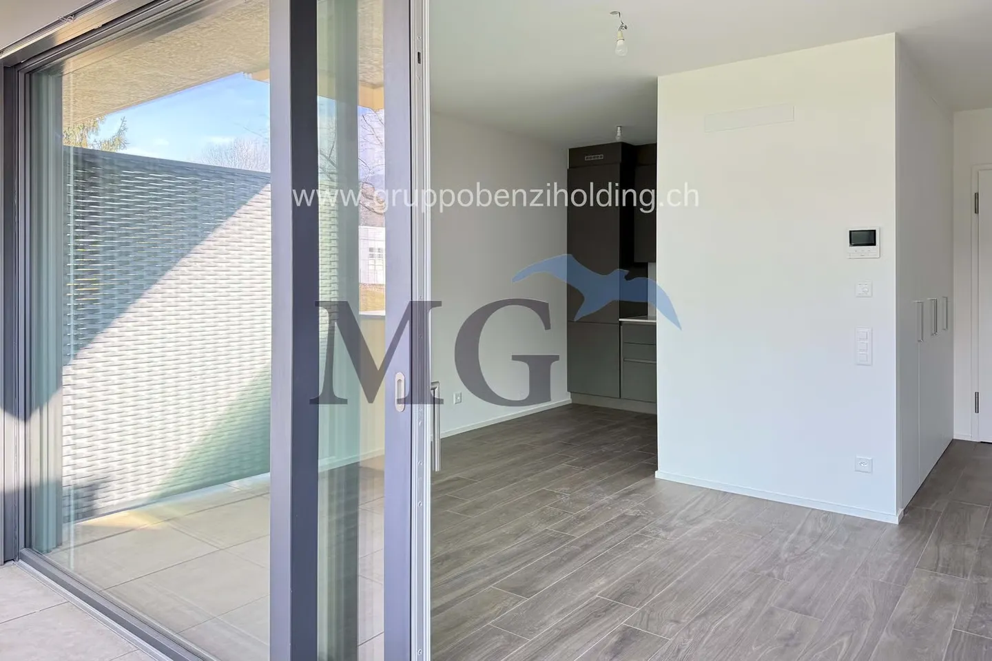 Nuovo appartamento di 2.5 locali in zona residenziale - Photo 2 of 18