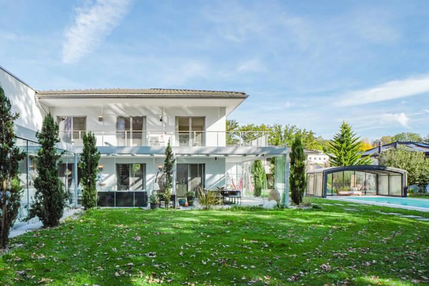 TWO GENERATIONS, ONE HOME - MULTI-GENERATIONAL HOUSE WITH POOL - Photo 7 of 8