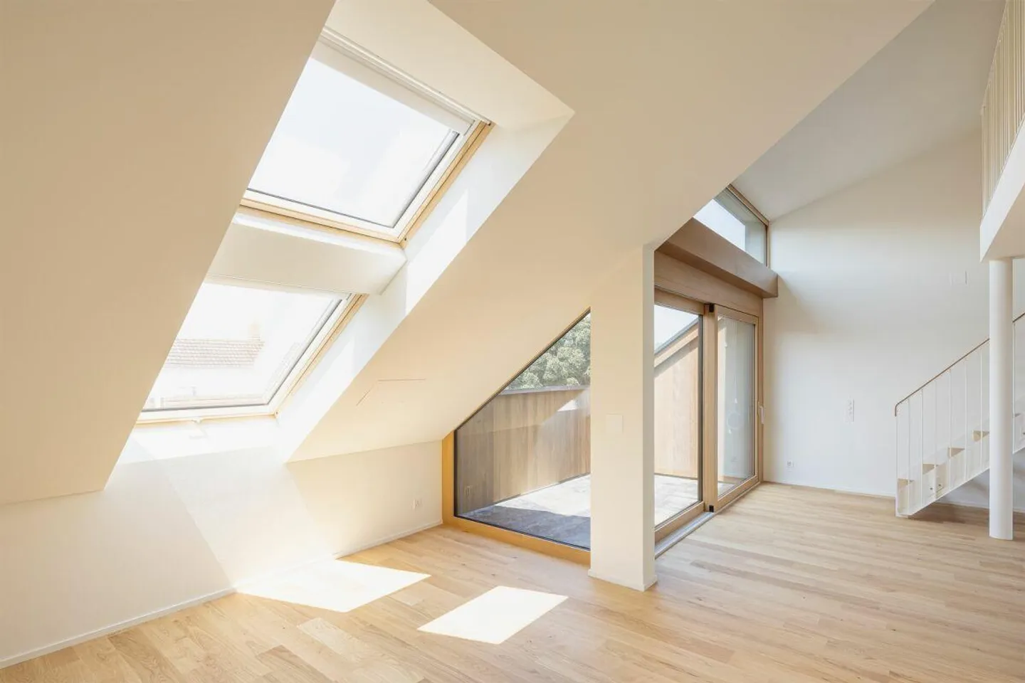 Appartamenti mansardati eleganti di 3,5 stanze con galleria ad Augst BL - Foto 3 di 8