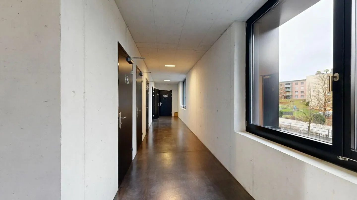 Lavorare con stile: Il tuo spazio commerciale di 37 m² con area reception nel "Gwand" Merenschwand - Foto 4 di 7