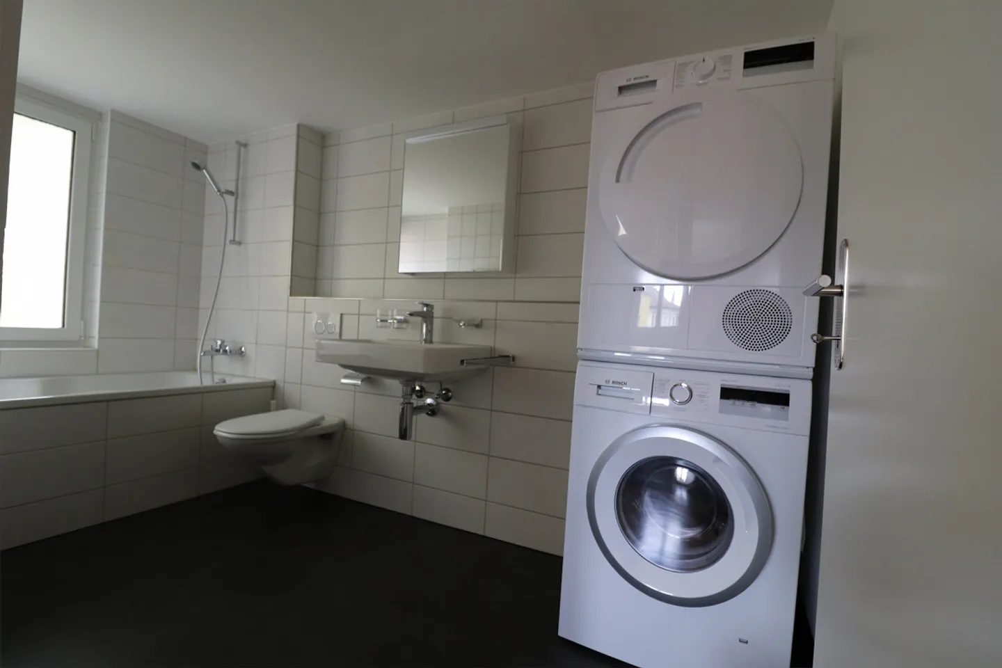 2.5 Room Apartment - Photo 8 of 9