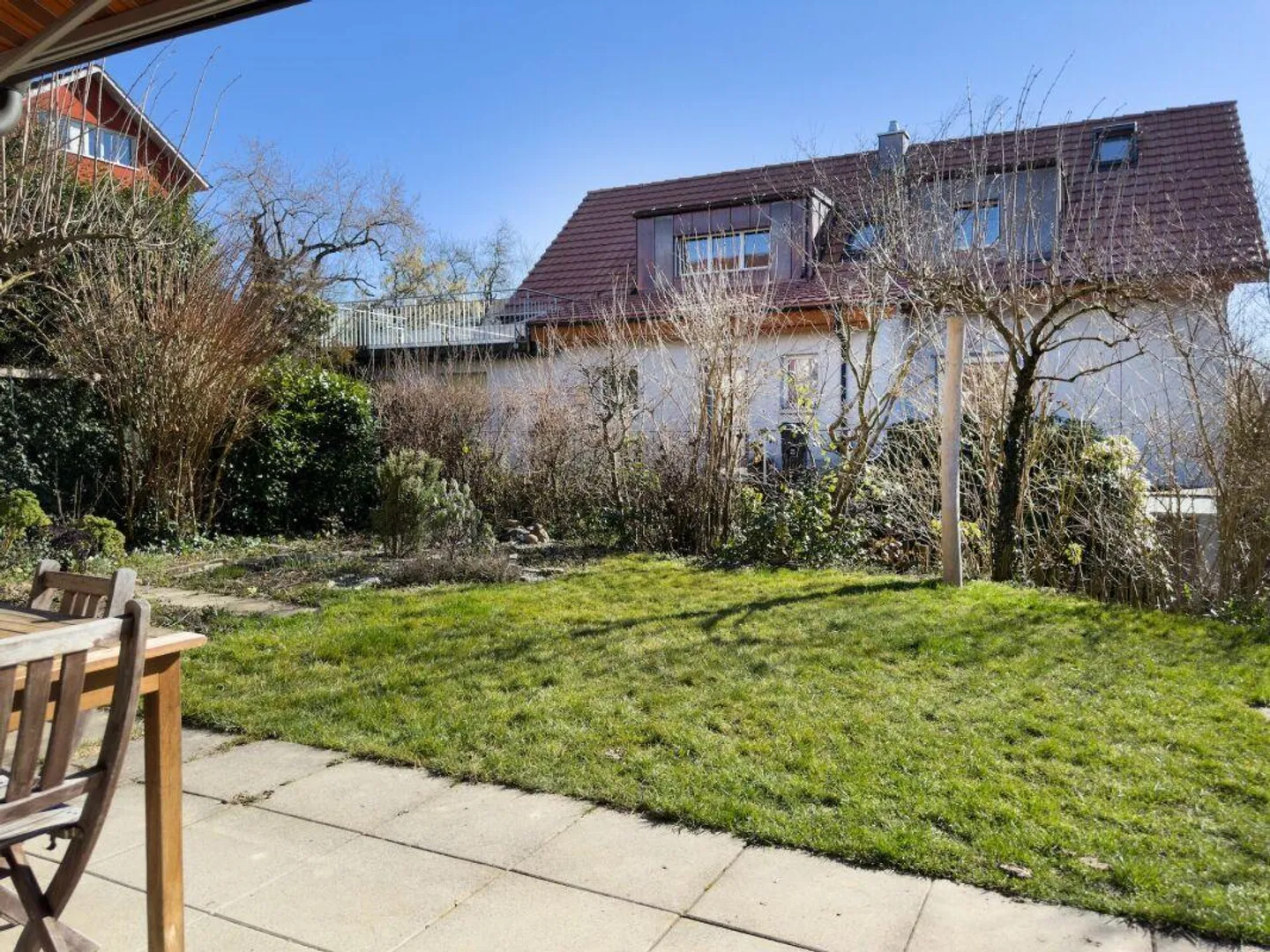 Close to Nature and the City: 5.5-Room Semi-Detached Family House Near Bern and Aare - Photo 20 of 22