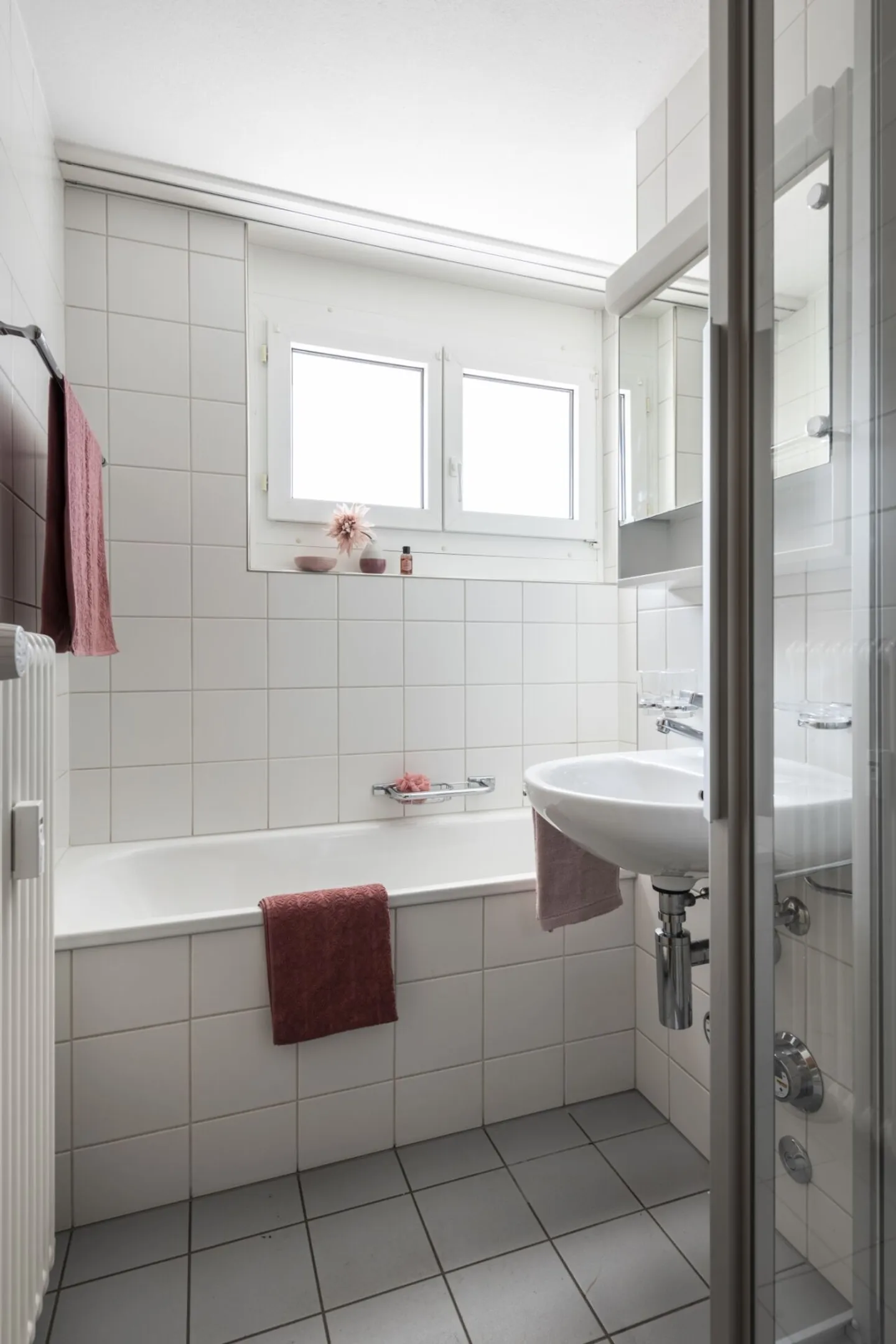 Gemütliche 4.5 Zimmerwohnung mit Aussicht - Foto 4 von 9