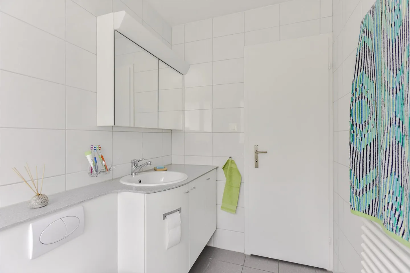 Bel appartement avec balcon - Photo 8 sur 13