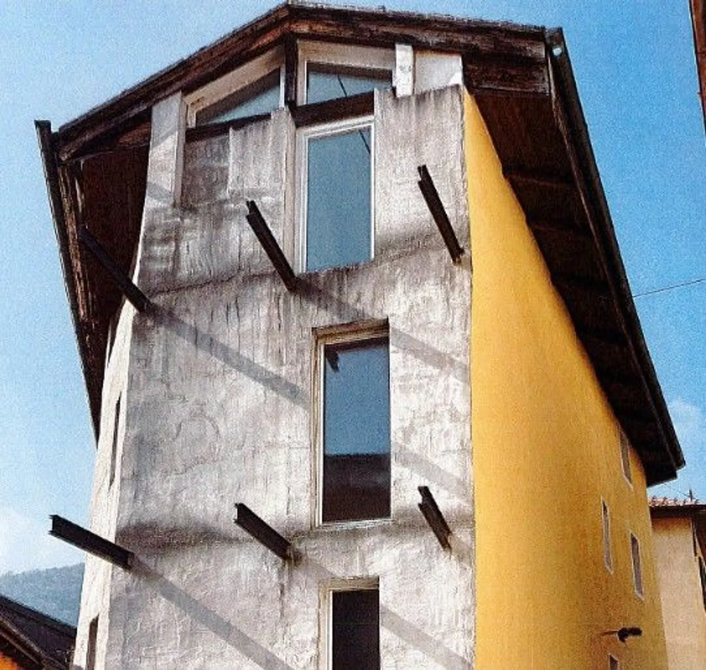 Propriété aux enchères à Caneggio - Photo 2 sur 13