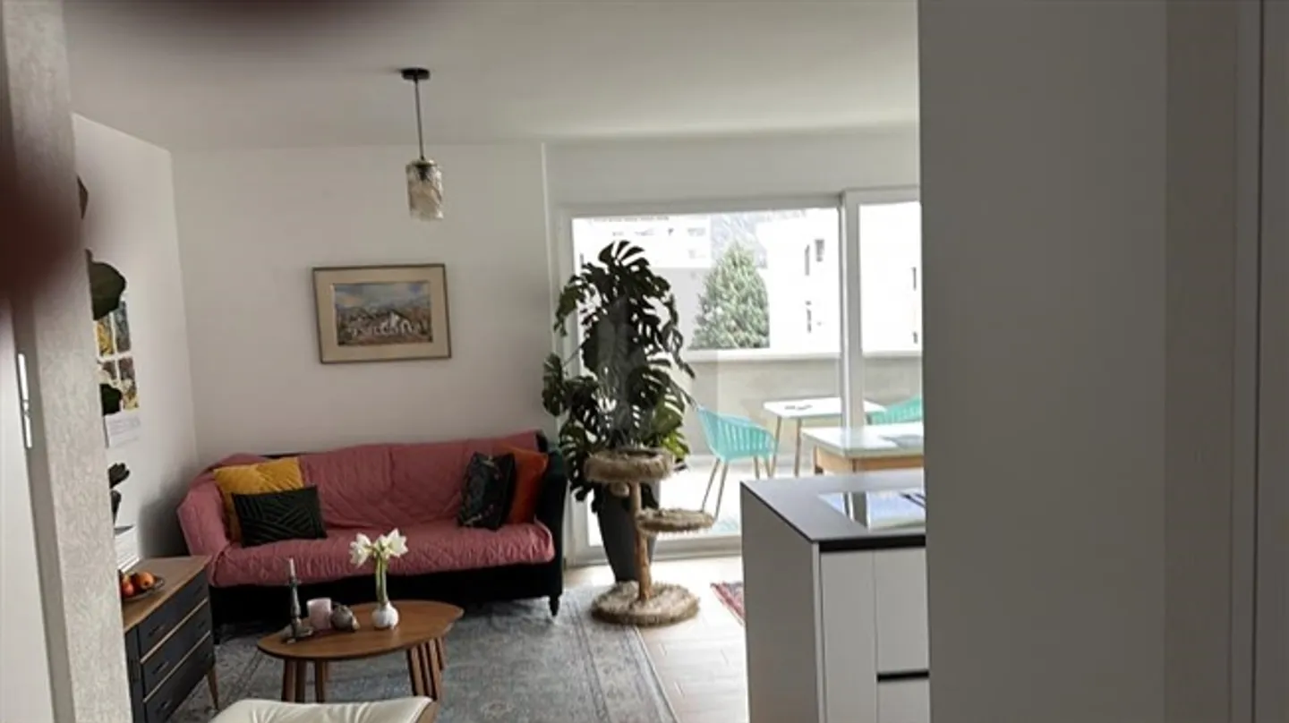 Appartement Moderne et Charmant - Photo 4 sur 6