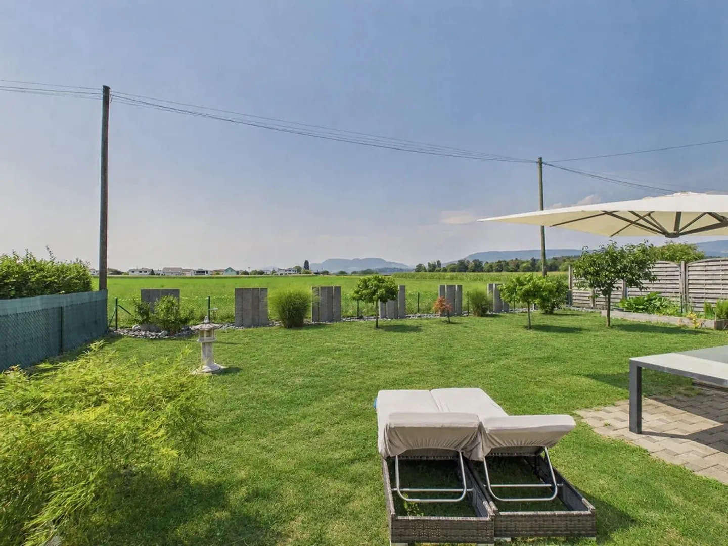 Modern single-family house with garden and beautiful views in Wolfwil - Photo 10 of 13