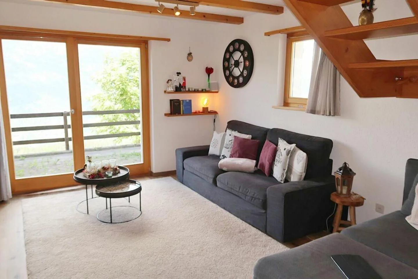Semi-detached house - Photo 2 of 5