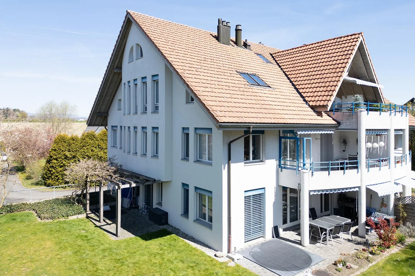 Appartamento attraente con due box auto e una stanza hobby - Foto 1 di 13