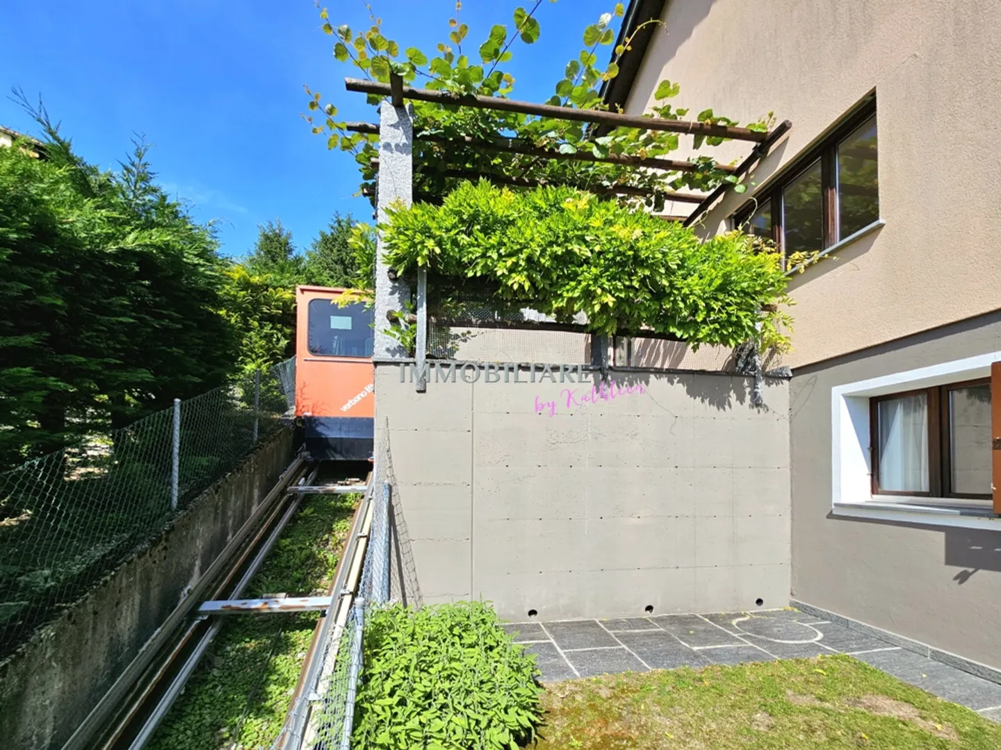 Idilliaco ai margini del bosco, soleggiato, tranquillo, vicino ai mezzi pubblici: Casa con studio separato - Foto 26 di 27