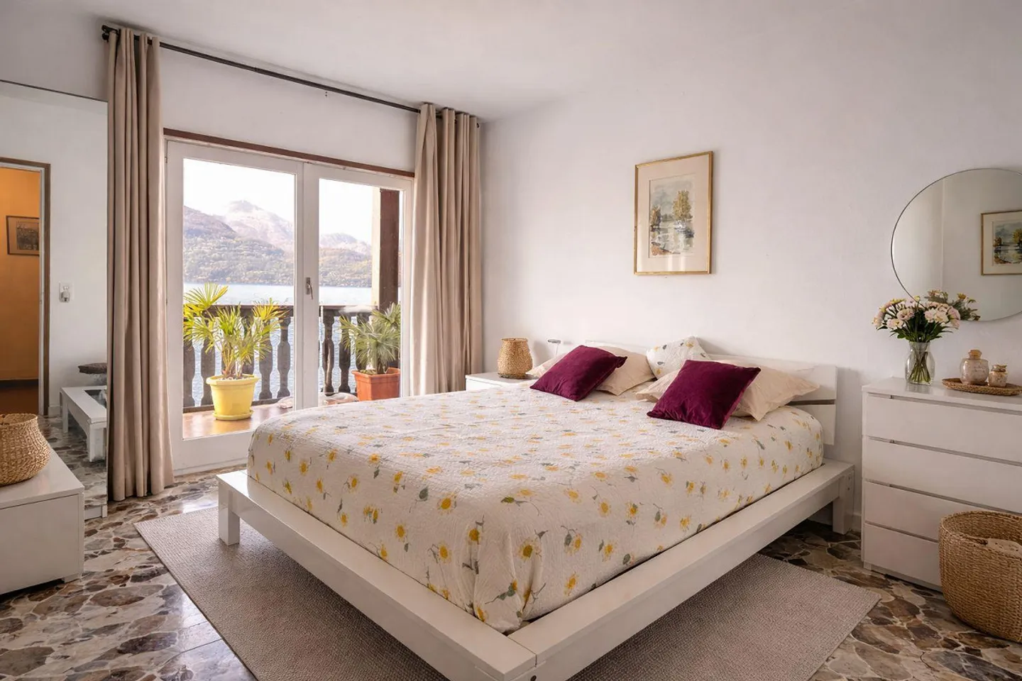 A Dream on Lake Maggiore – Two Apartments Directly on the Water - Photo 5 of 30