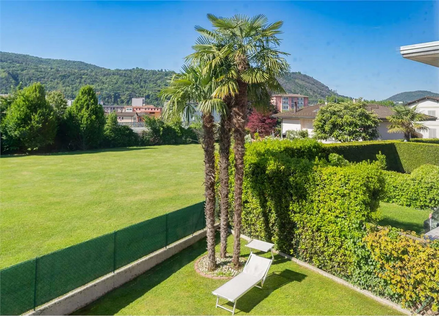 Vacallo : Maison mitoyenne avec jardin privé - Photo 2 sur 13