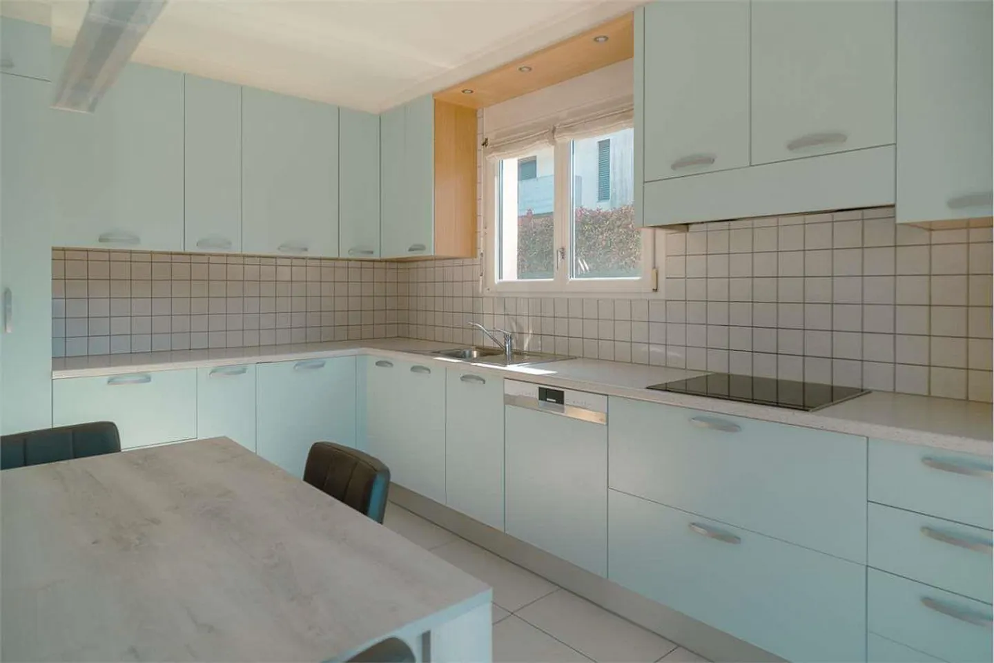 Vacallo : Maison mitoyenne avec jardin privé - Photo 6 sur 13