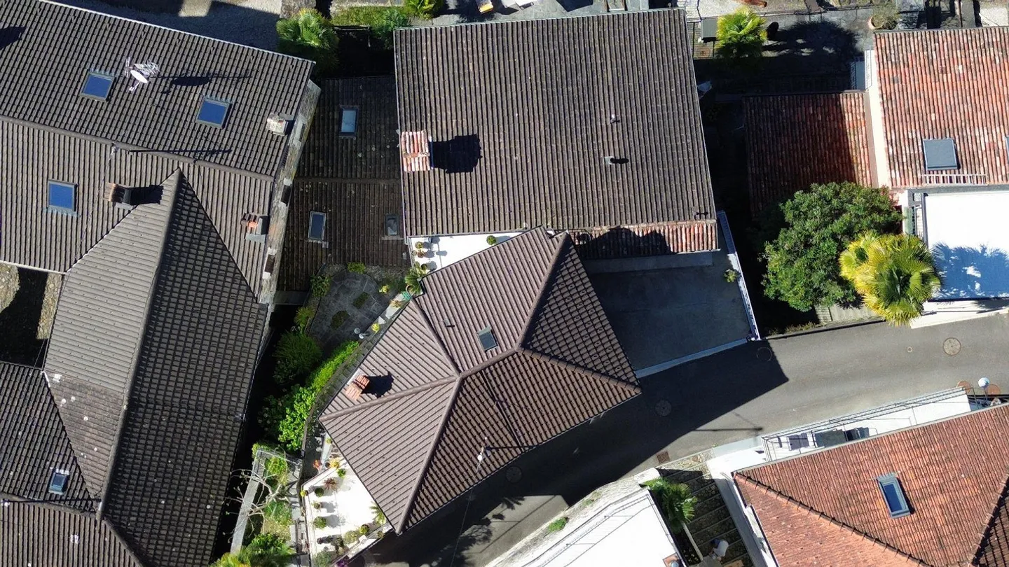 A Dream on Lake Maggiore – Two Apartments Directly on the Water - Photo 26 of 30