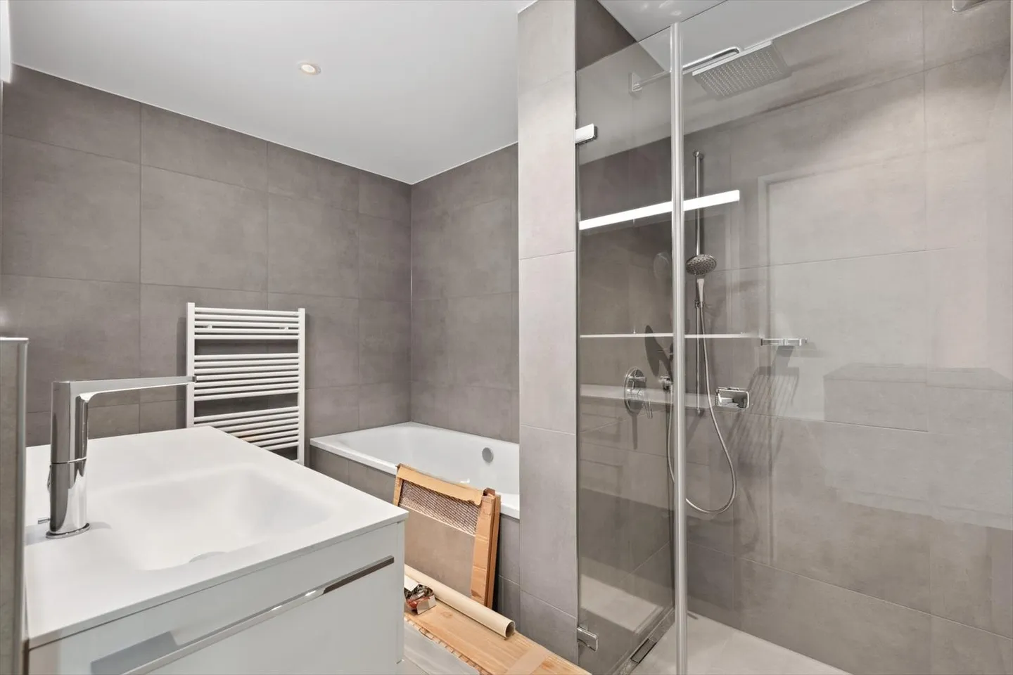 Zentral gelegen! - Foto 7 von 13