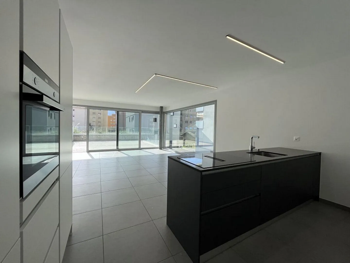 Nuovo appartamento attico di 3 1/2 locali con terrazza | Neue 3 1/2... - Foto 6 di 8