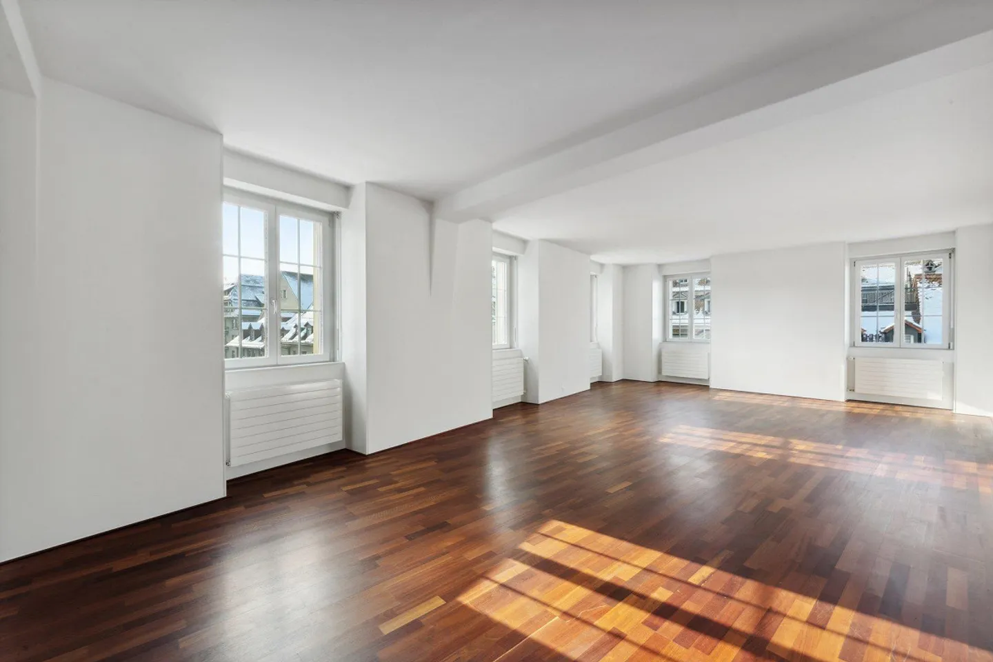 Elegante Stadtwohnung mit Aussicht - Foto 5 von 11