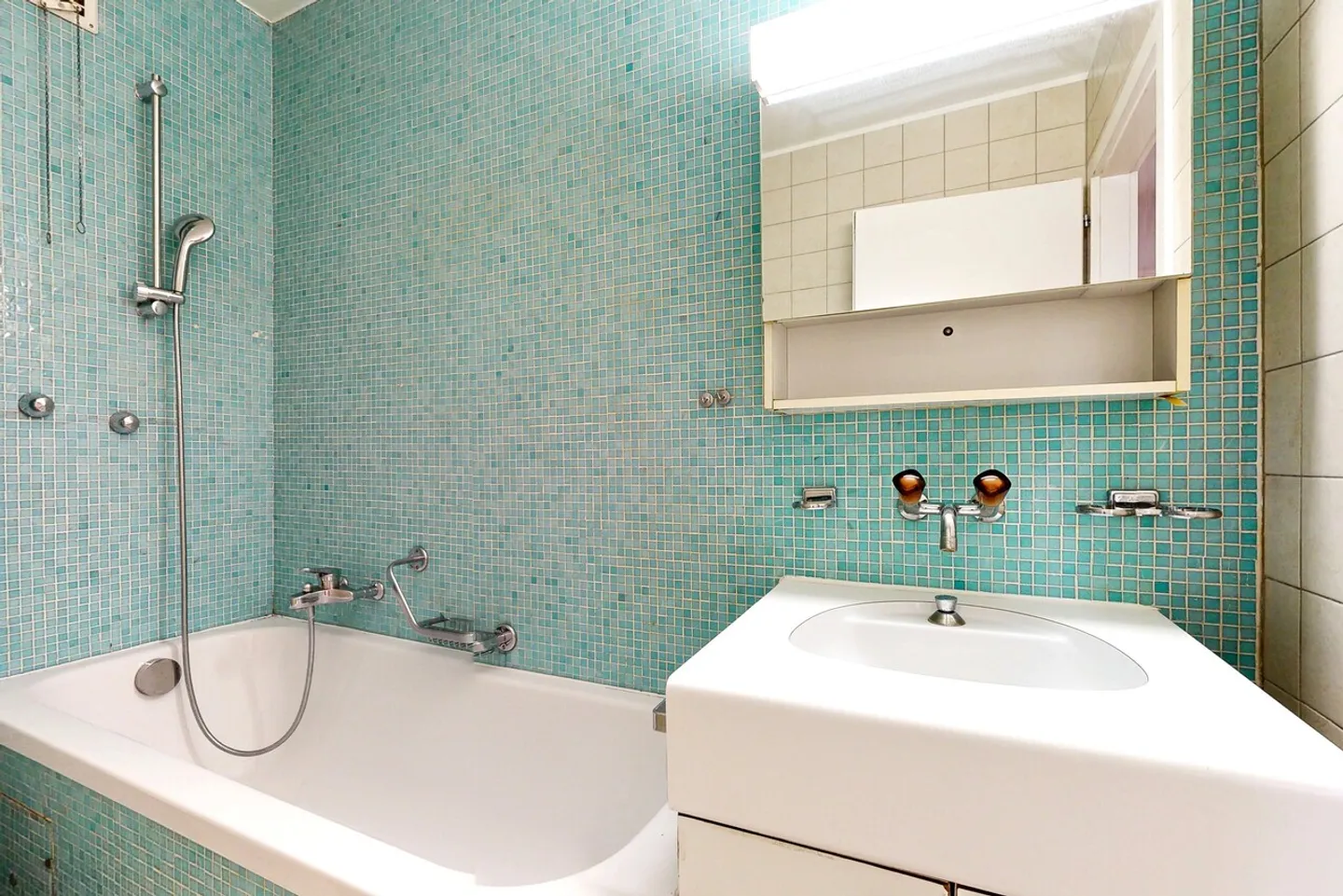 Enjoy a sunny accommodation - Photo 6 of 8