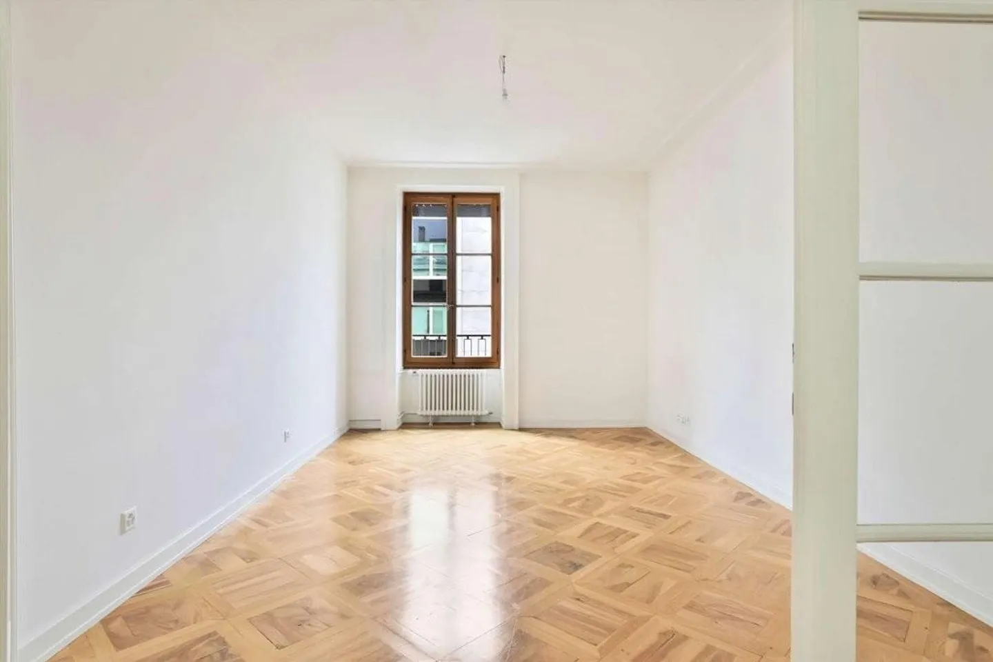 Appartement avec cachet donnant sur la rue du Rhône - Foto 2 di 7