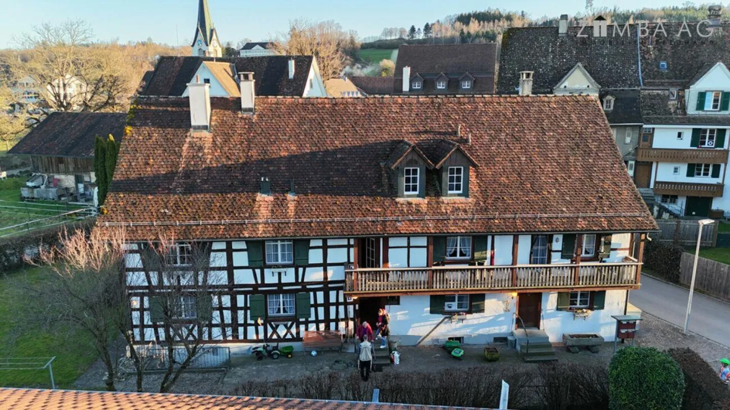Affascinante casa plurifamiliare a Erlen - Foto 6 di 23