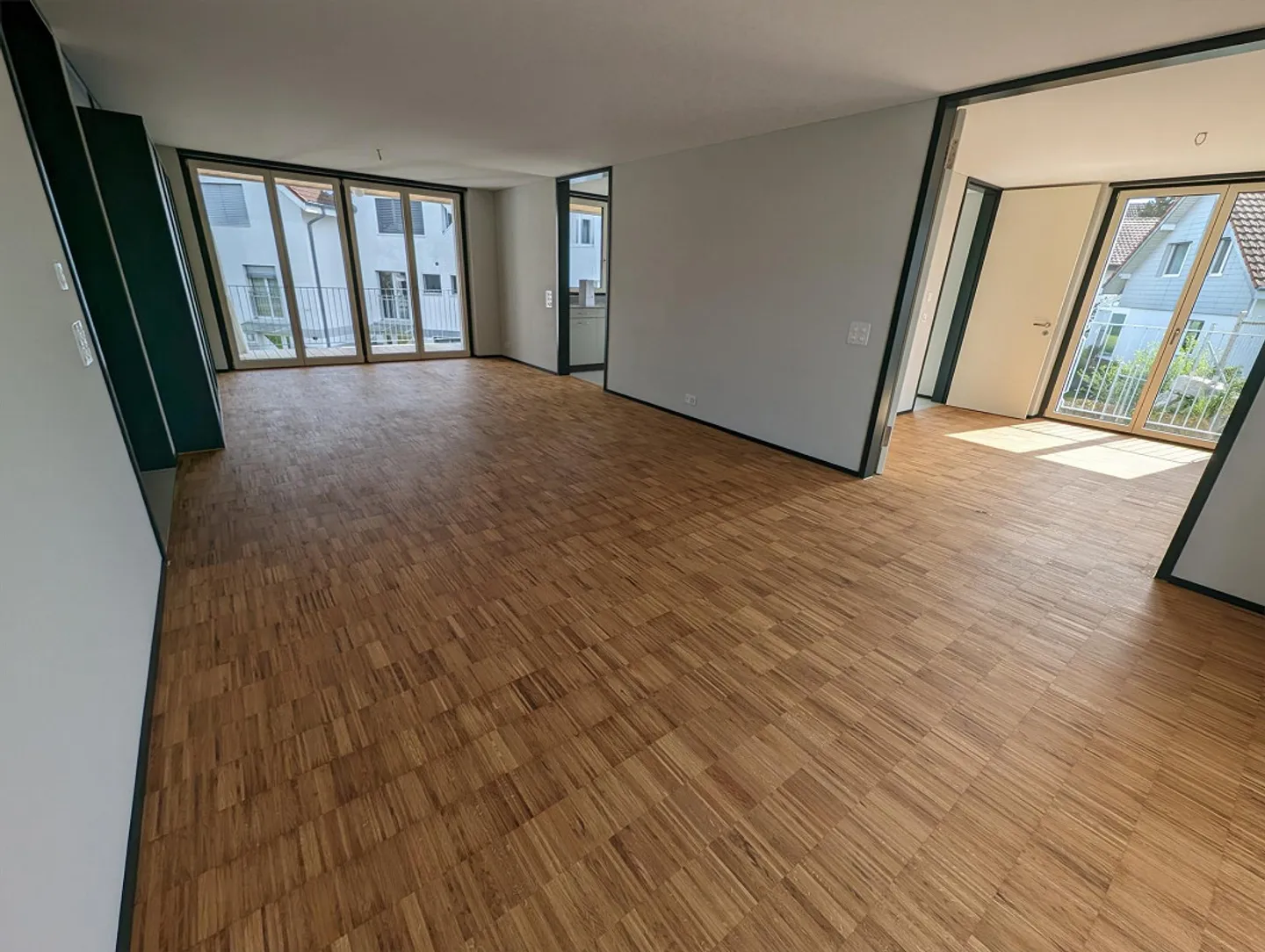 Appartamento moderno di 4,5 stanze nel quartiere Schönbühl - Foto 5 di 12