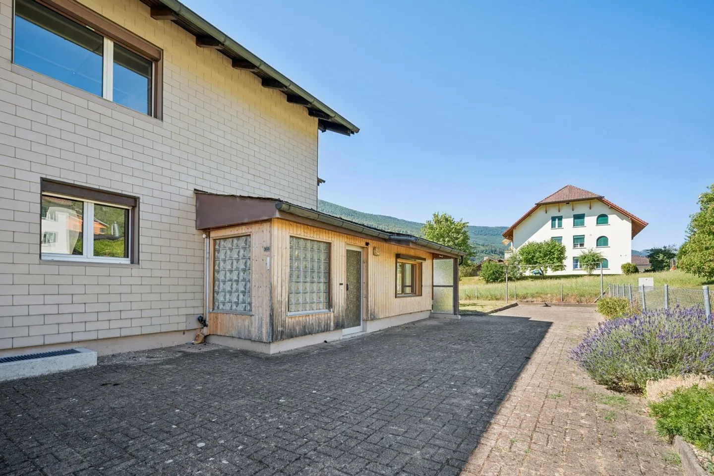 Charmantes Doppelhaus - Foto 2 von 10