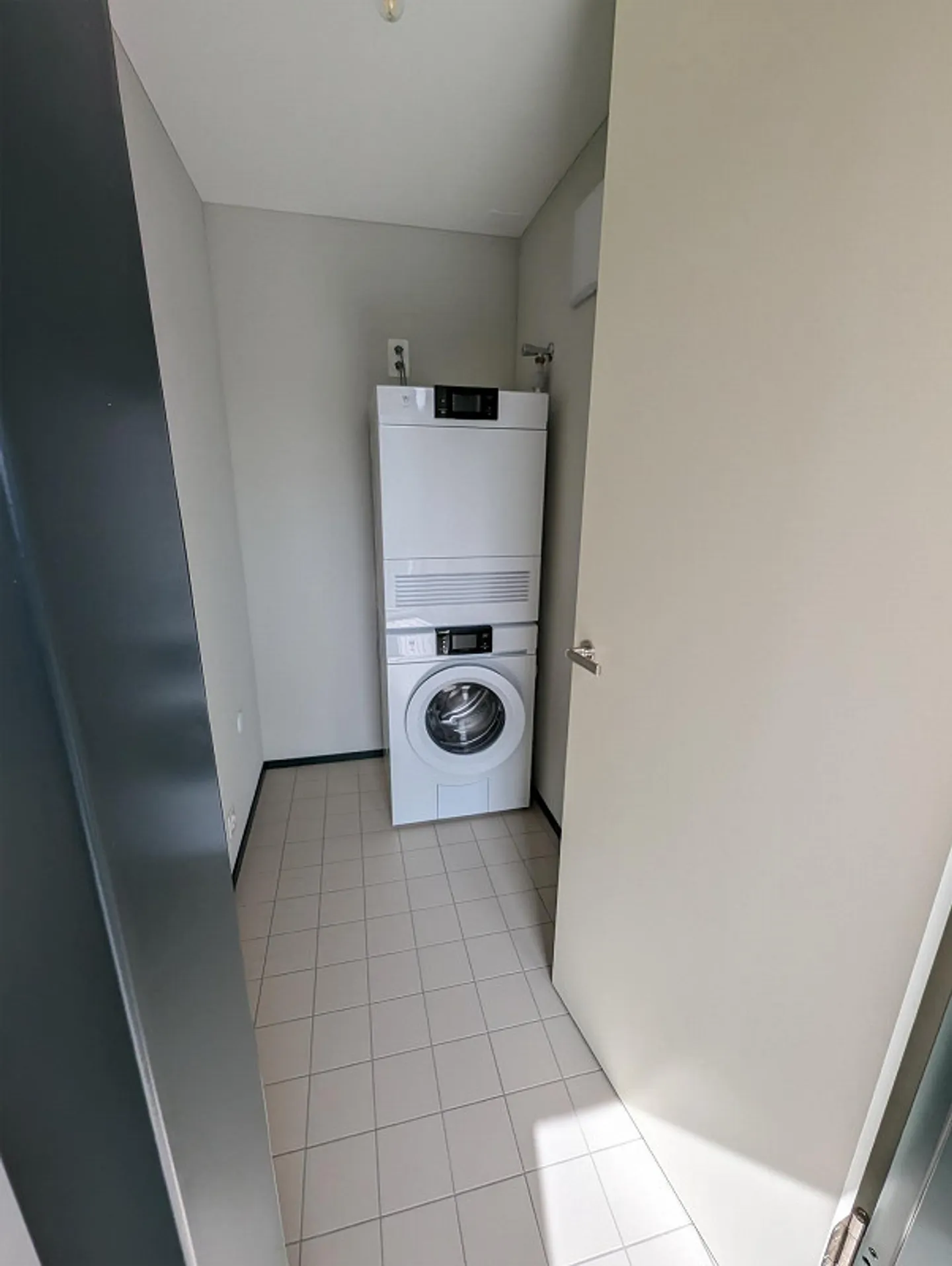 Appartamento moderno di 4,5 stanze nel quartiere Schönbühl - Foto 11 di 12