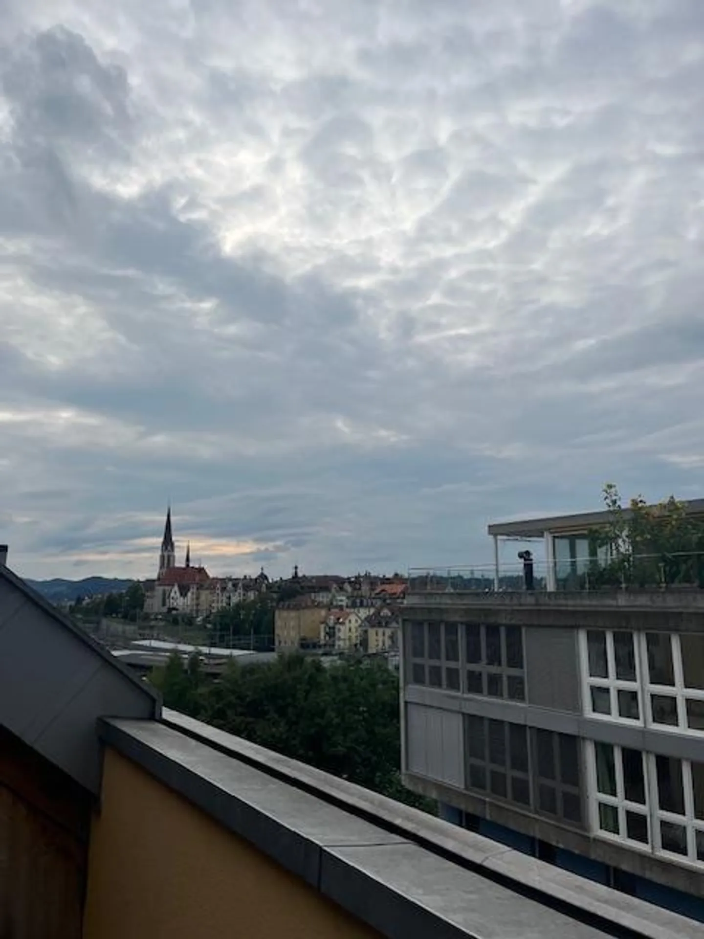 Appartamento duplex di 6,5 stanze (adatto per la condivisione) - Foto 2 di 12