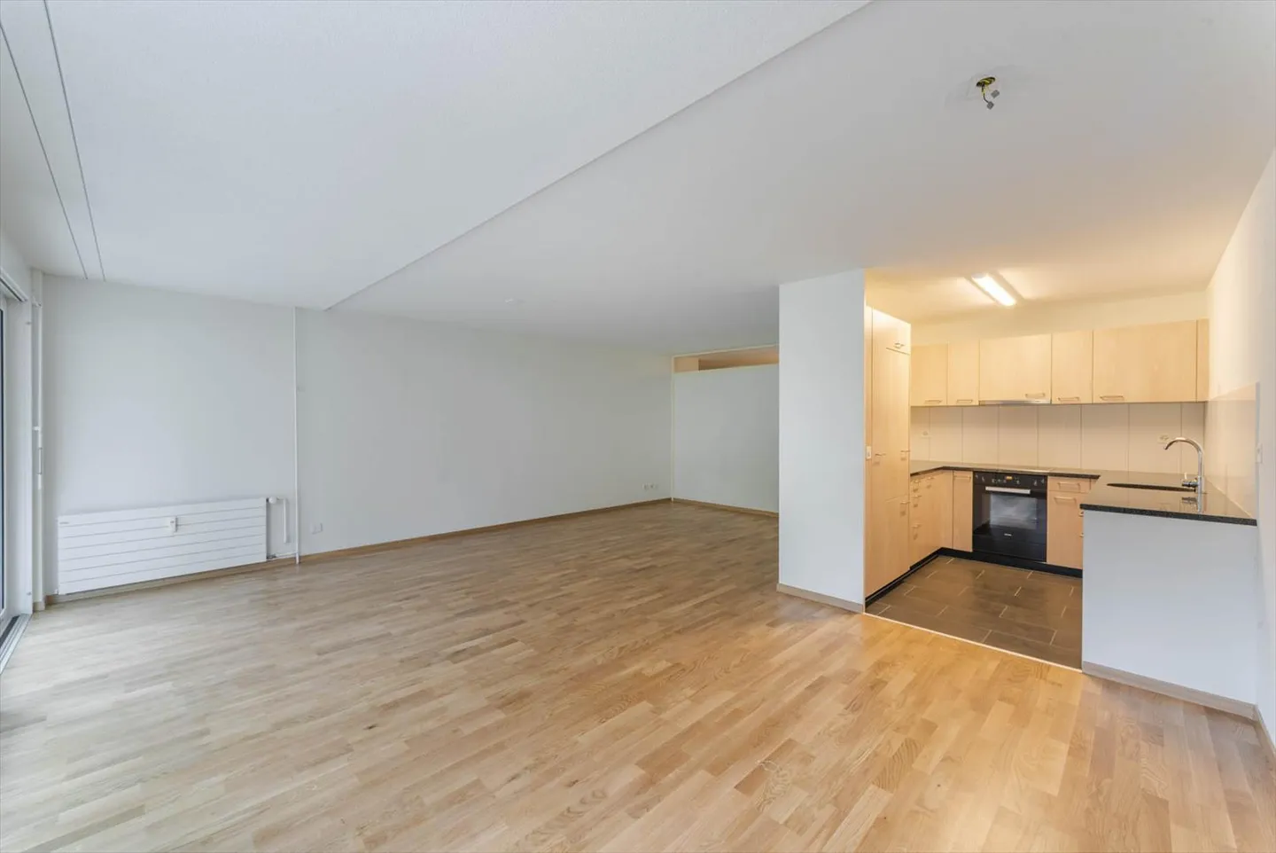 Sensazione di vita urbana nel verde - Foto 3 di 8