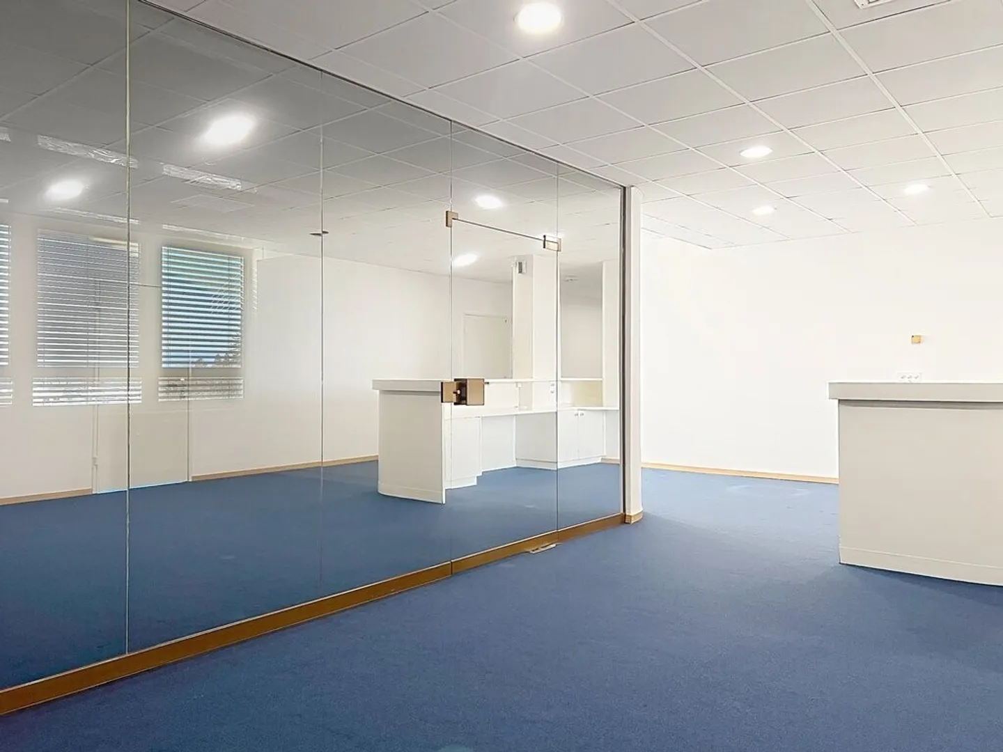 Bright Offices in the Heart of Nyon - Photo 4 of 7