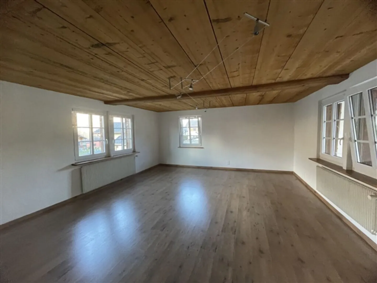 Duplex-penthouse à louer à Grône - Photo 5 sur 6