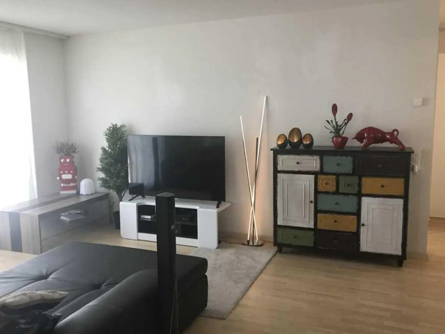 Moderne 2.5 Zimmerwohnung Zürich Seebach - Foto 1 von 8
