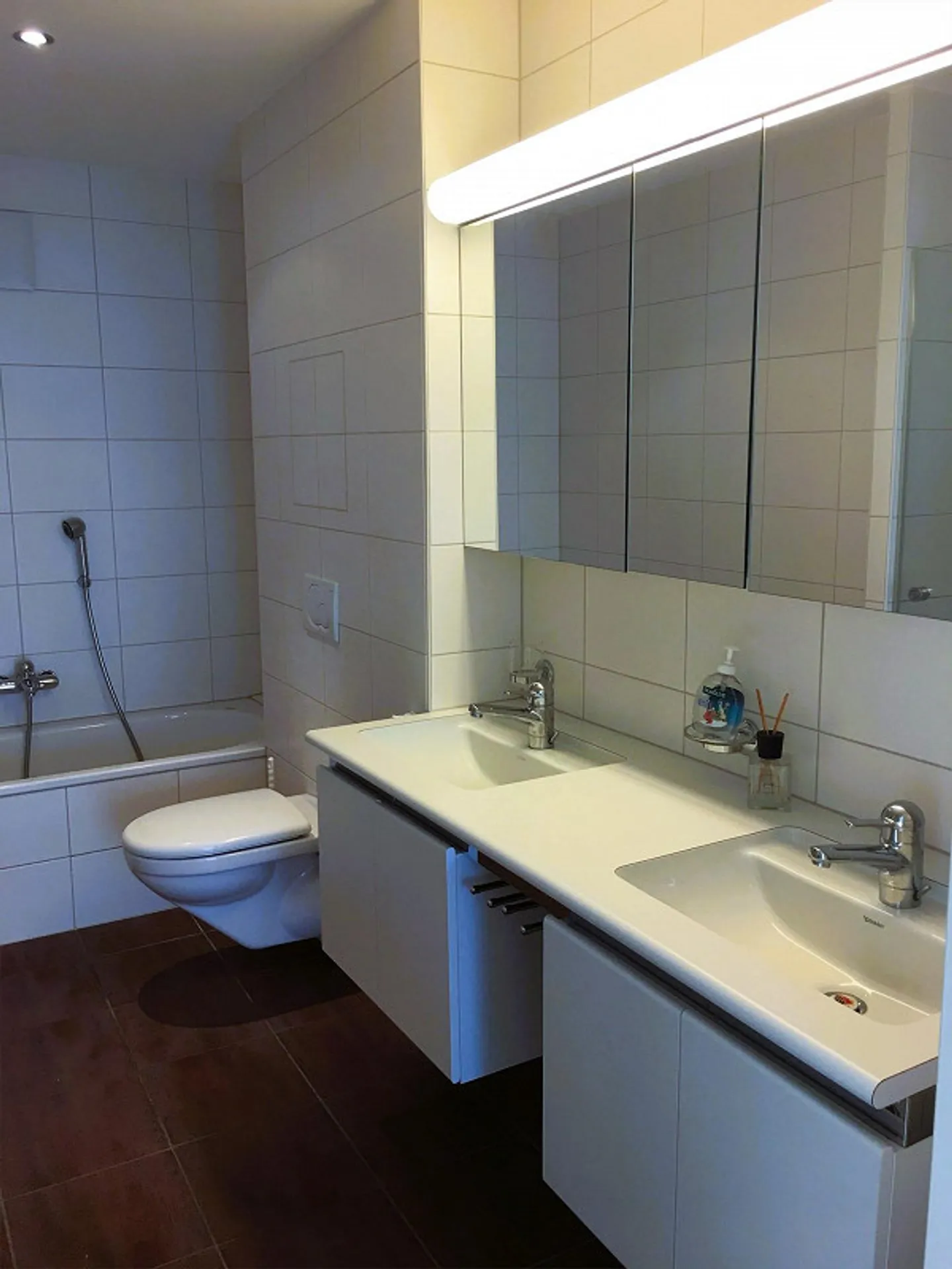 Entdecken Sie diese attraktive 3.5-Zimmer-Wohnung im 2. Stock - Foto 6 von 11