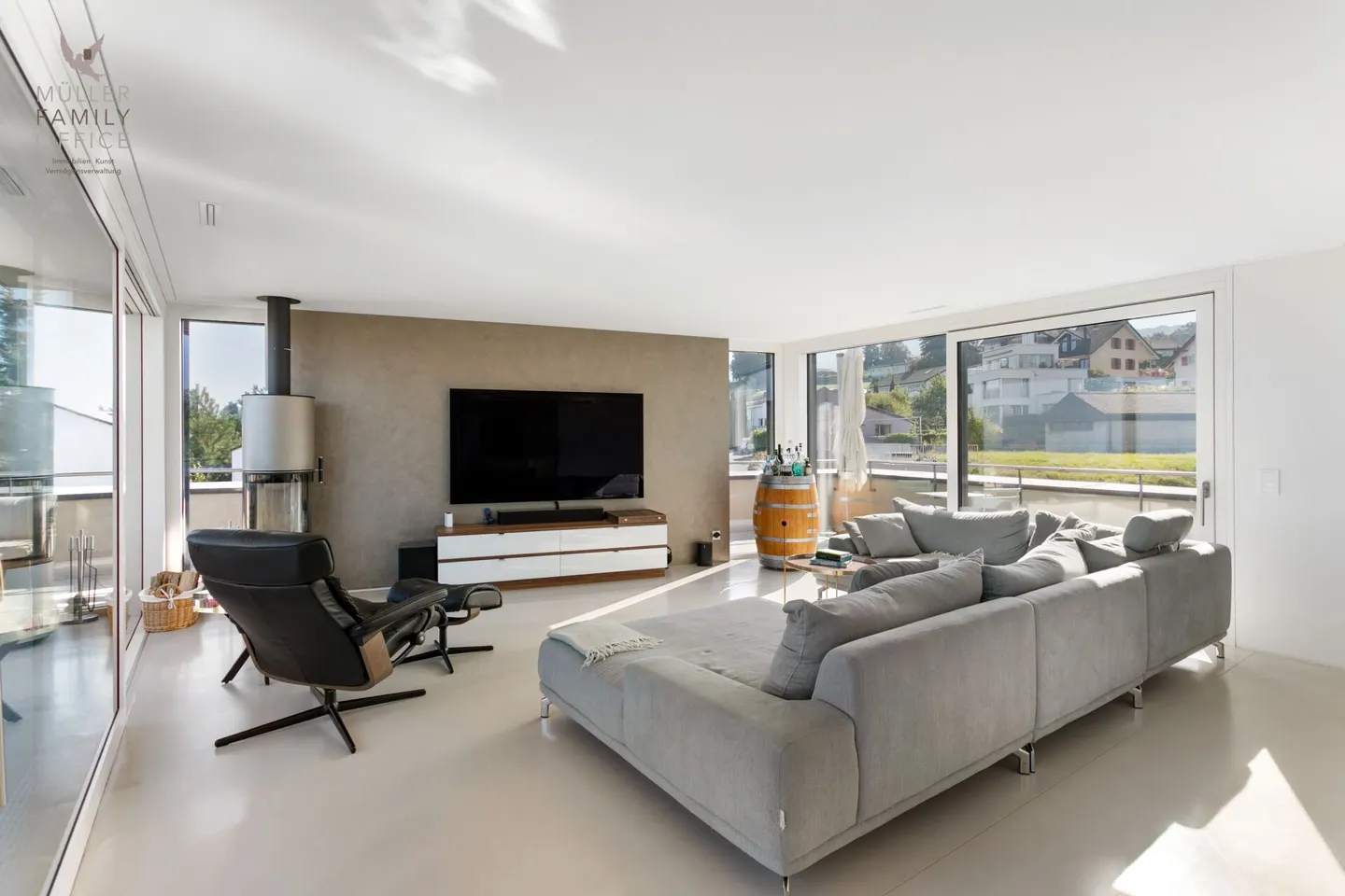 Stilvolle Attika-Maisonette mit Seesicht - Foto 9 von 14