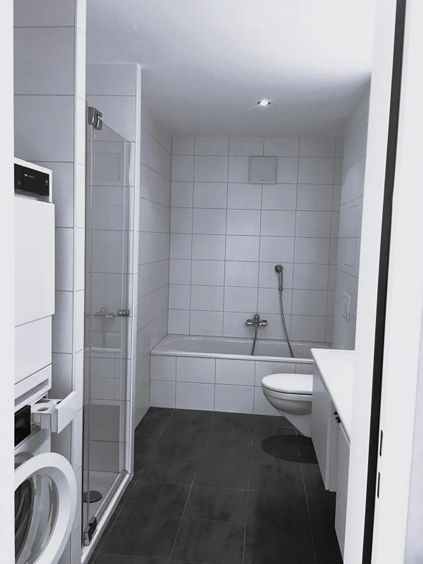 Entdecken Sie diese attraktive 3.5-Zimmer-Wohnung im 2. Stock - Foto 7 von 11