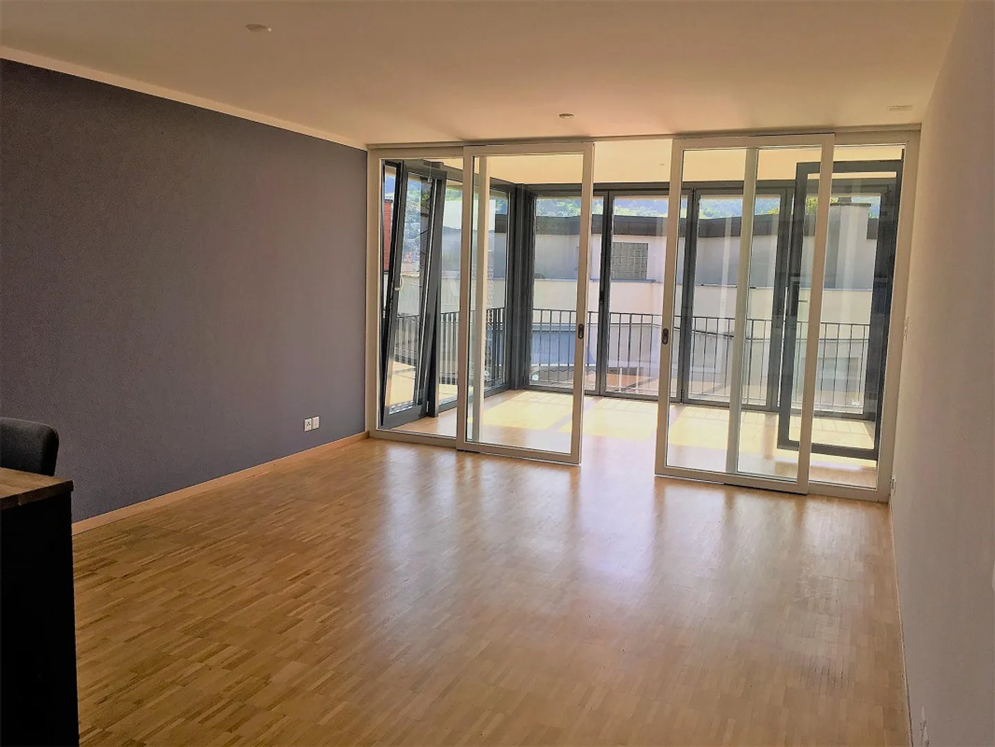 Entdecken Sie diese attraktive 3.5-Zimmer-Wohnung im 2. Stock - Foto 9 von 11