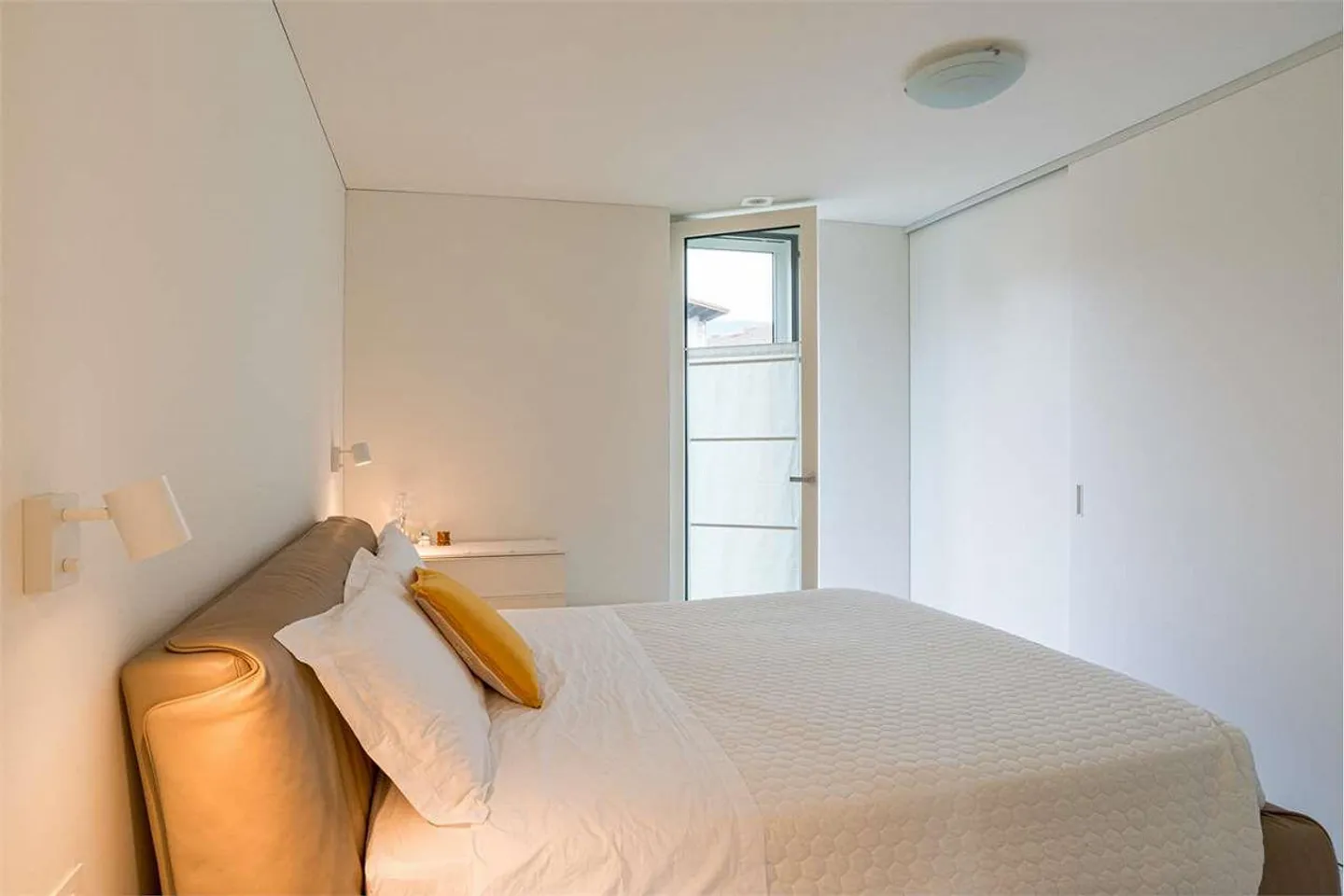 APPARTEMENT ÉLÉGANT DE 3,5 PIÈCES AU CŒUR DE LUGANO-BREGANZONA - Photo 6 sur 12