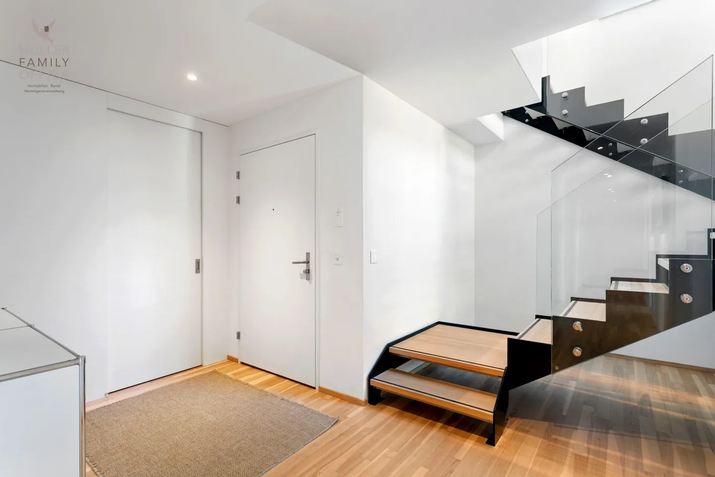 Stilvolle Attika-Maisonette mit Seesicht - Foto 14 von 14