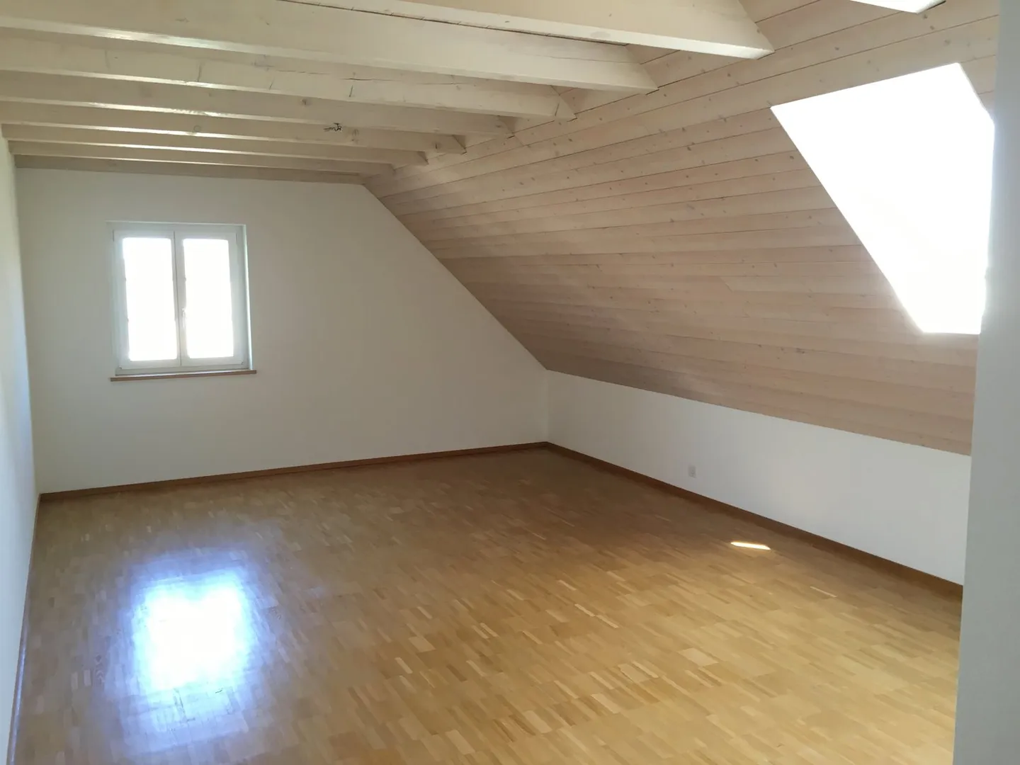 Appartamento mansardato di 3,5 locali a Dornach - Foto 8 di 16