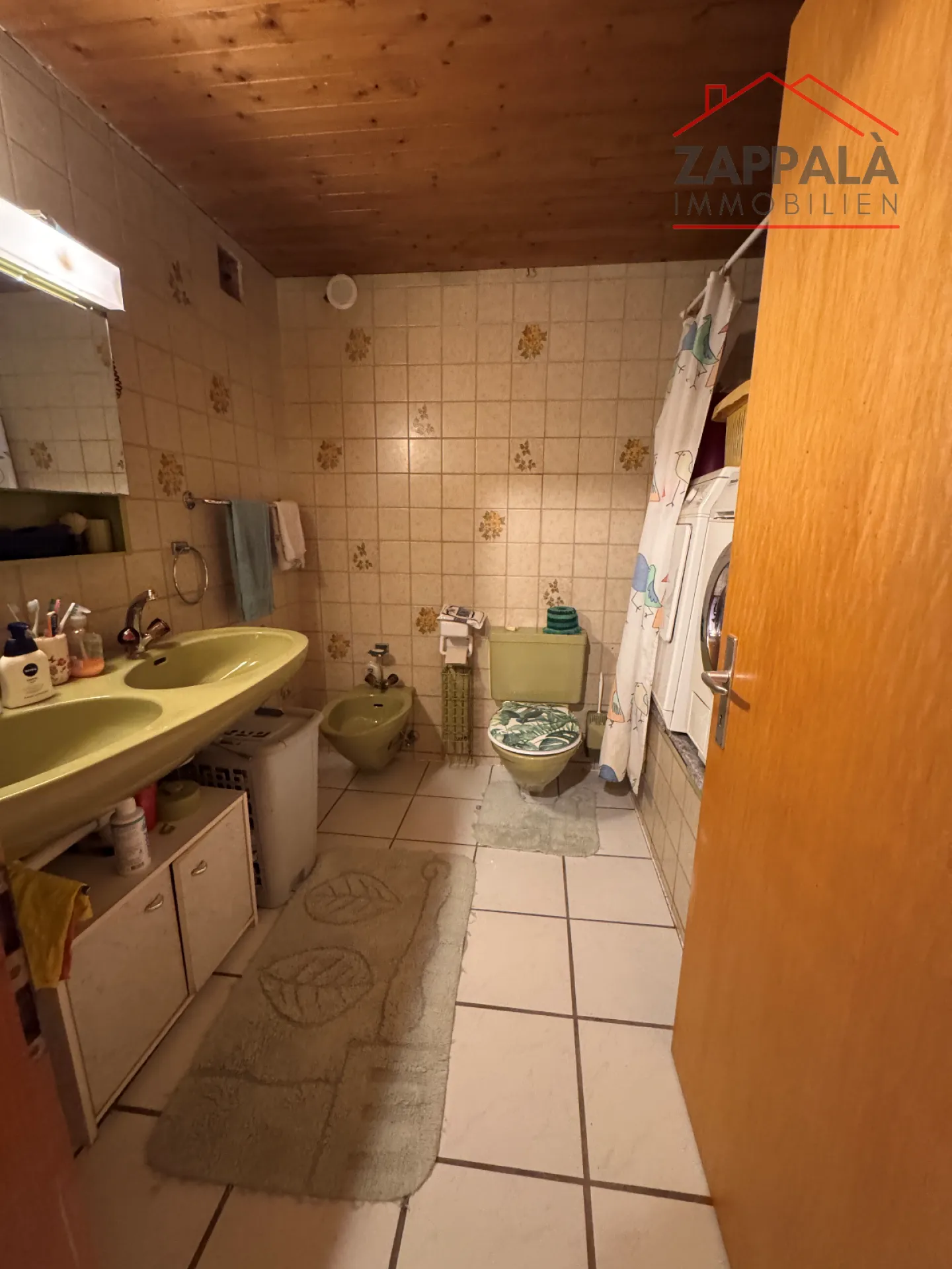 Affascinante casa a schiera angolare in posizione centrale a Hölstein – spaziosa, ben curata e con vista sulla Vordere Frenke - Foto 18 di 38