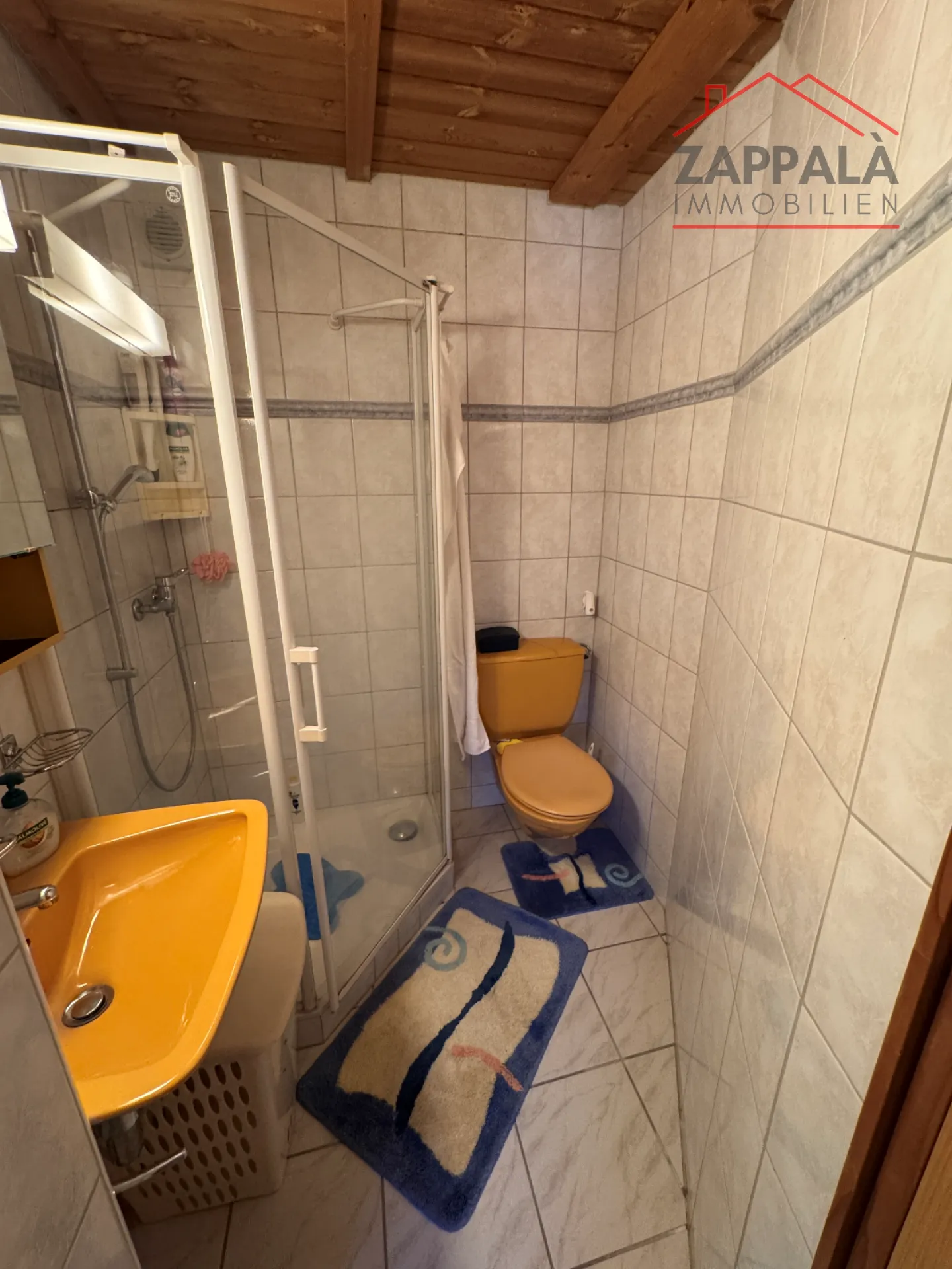 Affascinante casa a schiera angolare in posizione centrale a Hölstein – spaziosa, ben curata e con vista sulla Vordere Frenke - Foto 20 di 38