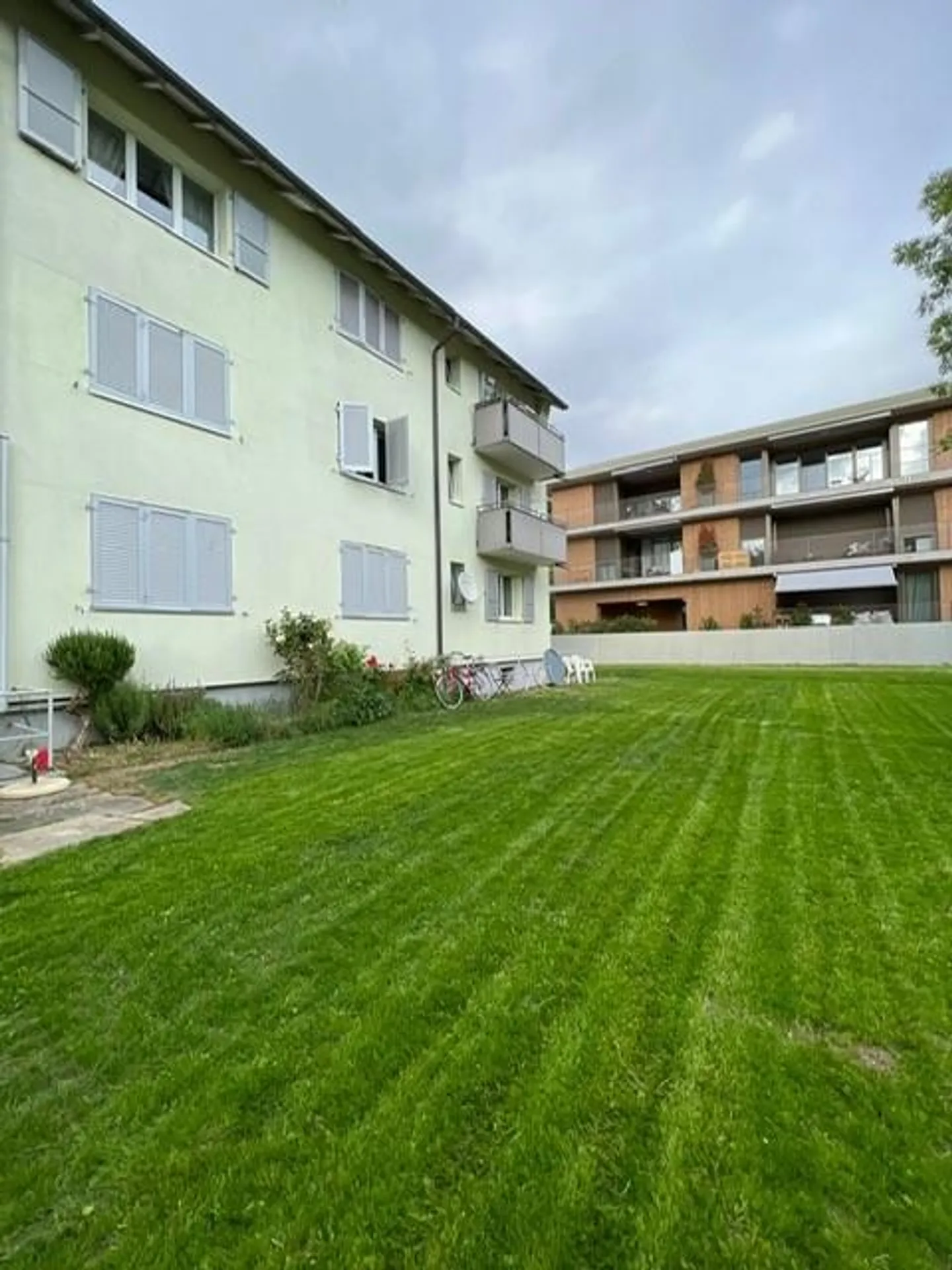 Affascinanti case plurifamiliari con potenziale di sviluppo a Liestal - Foto 5 di 11